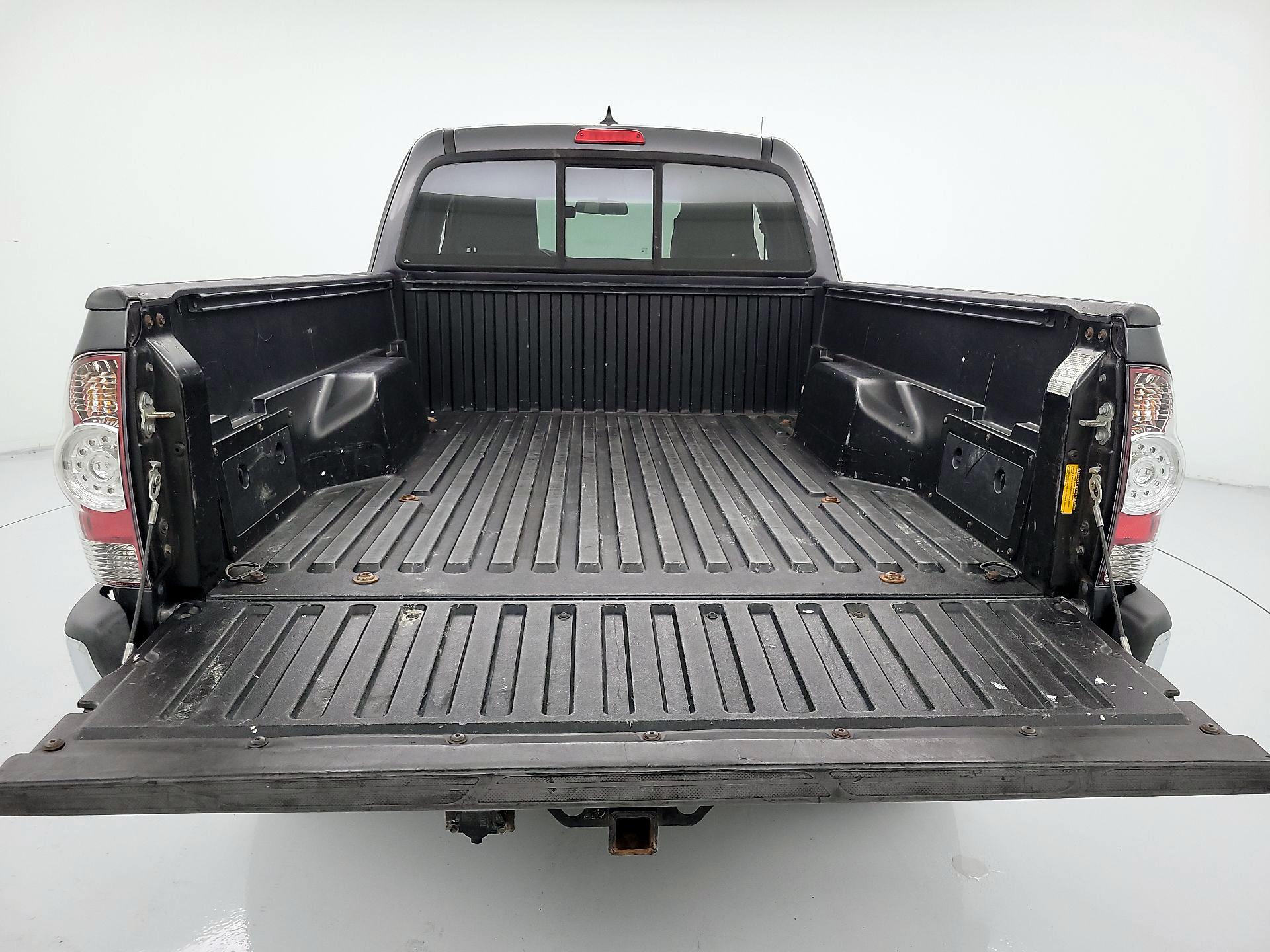 Thumbnail: 2014 Toyota Tacoma - 20