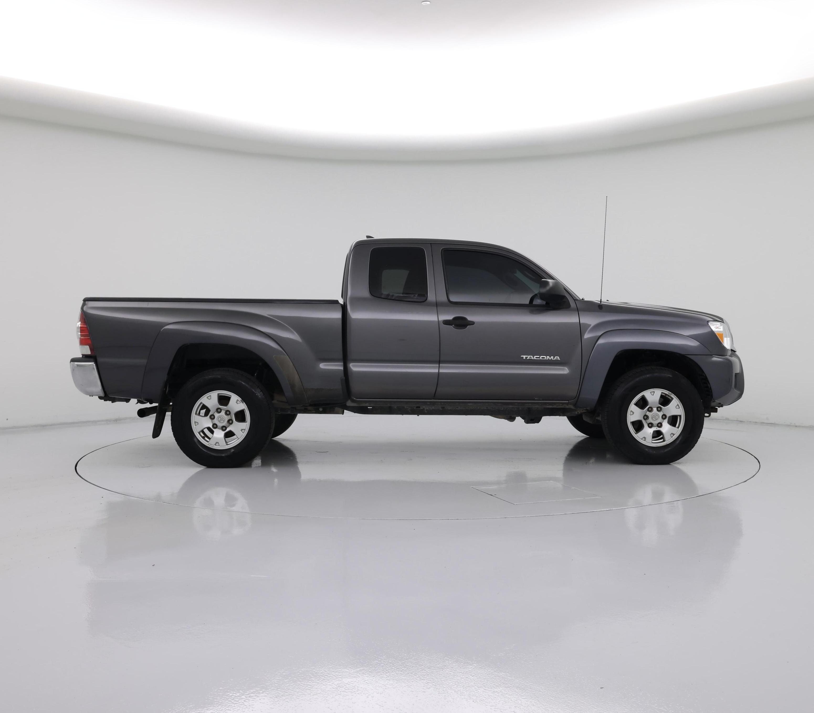 Thumbnail: 2014 Toyota Tacoma - 7