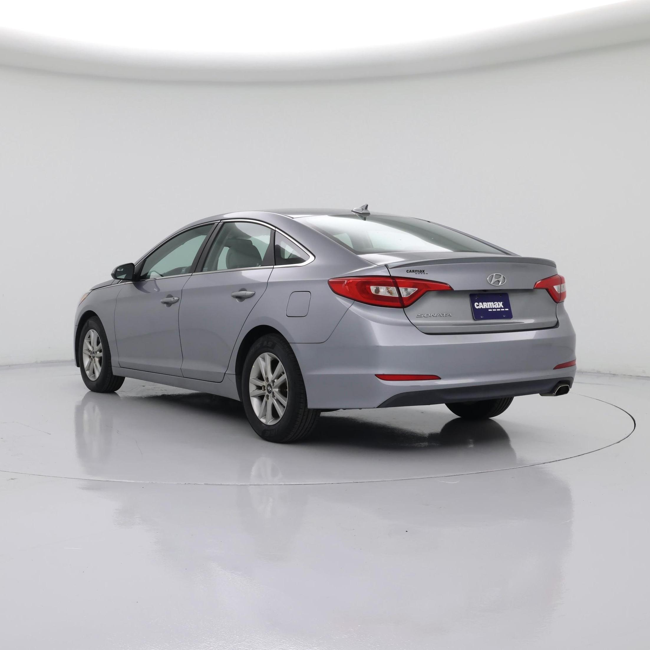 Thumbnail: 2016 Hyundai Sonata - 2