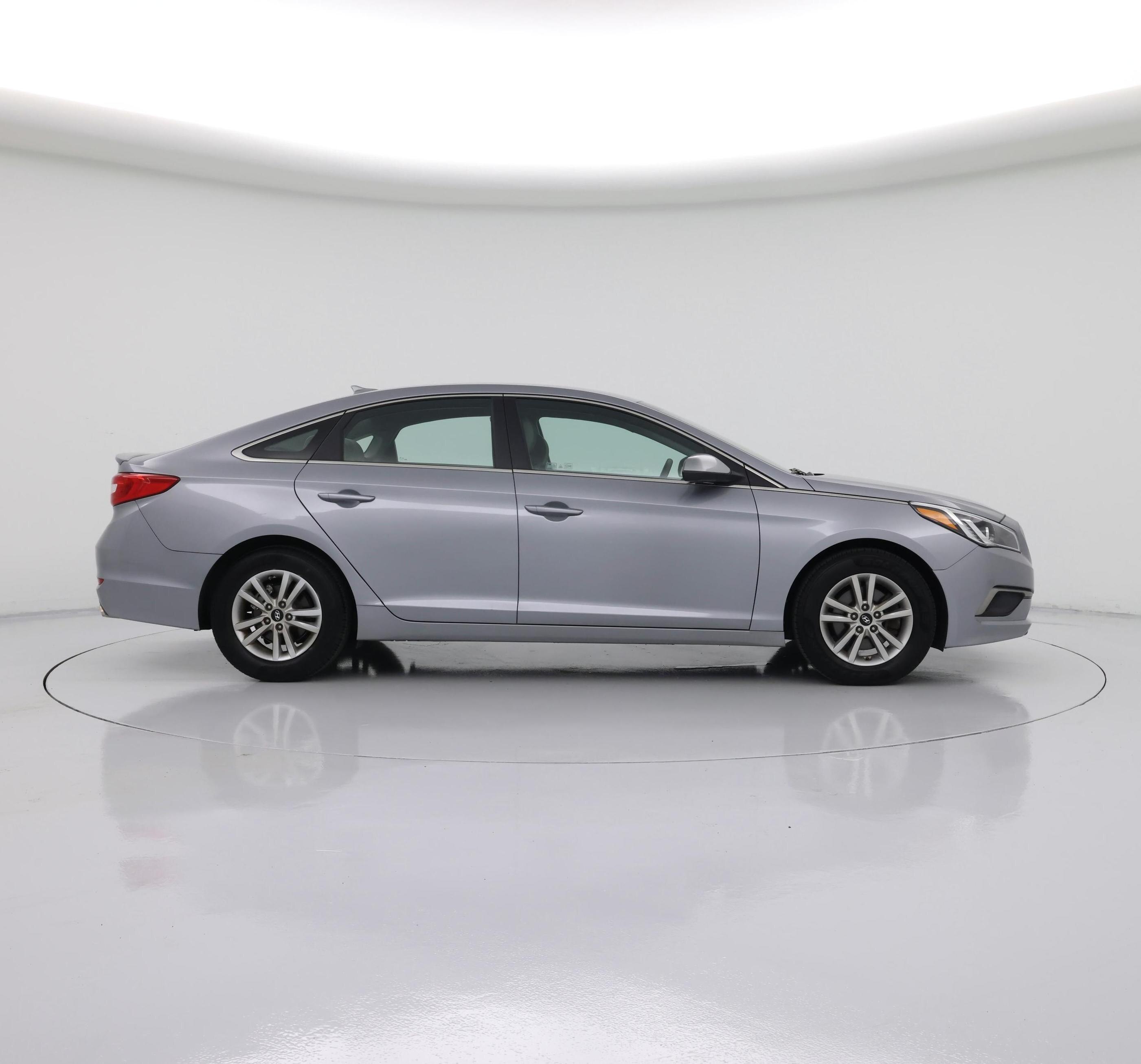 Thumbnail: 2016 Hyundai Sonata - 7