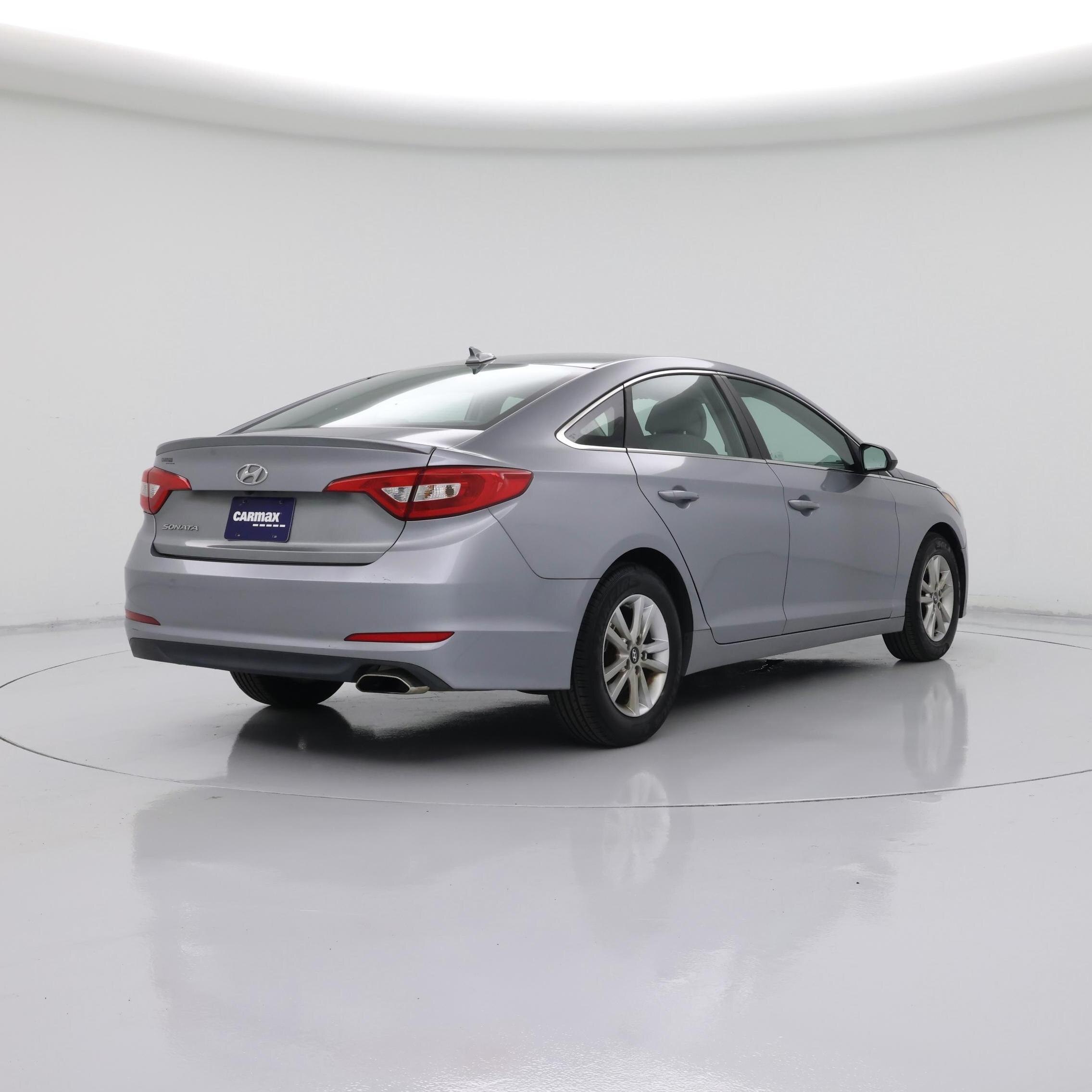 Thumbnail: 2016 Hyundai Sonata - 8