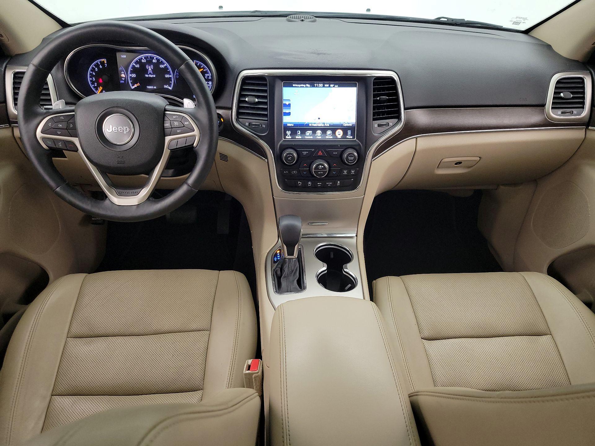 Thumbnail: 2017 Jeep Grand Cherokee - 9