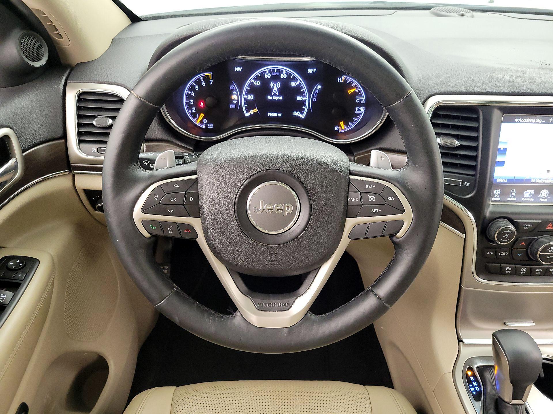 Thumbnail: 2017 Jeep Grand Cherokee - 10