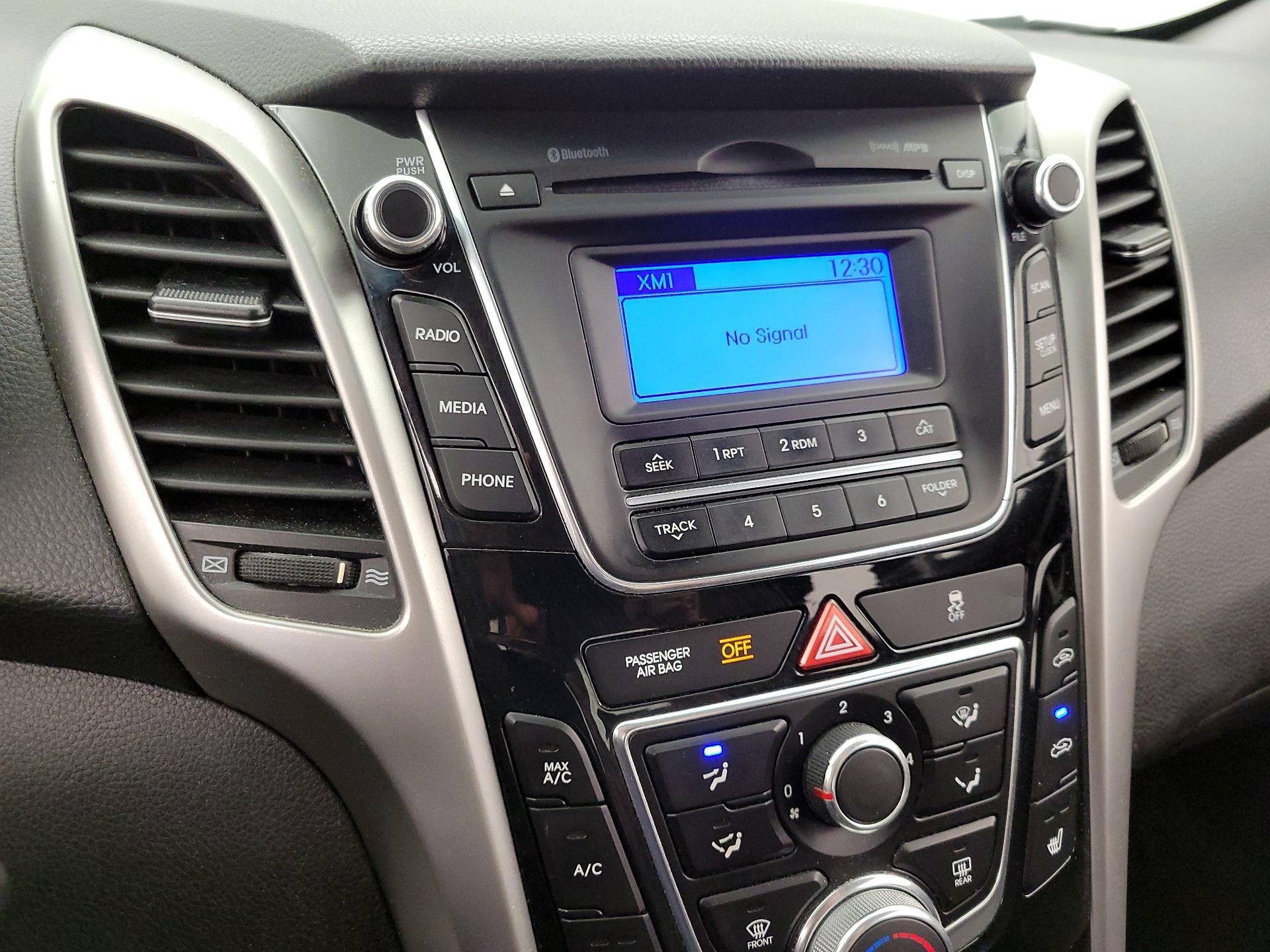 Thumbnail: 2014 Hyundai Elantra - 14