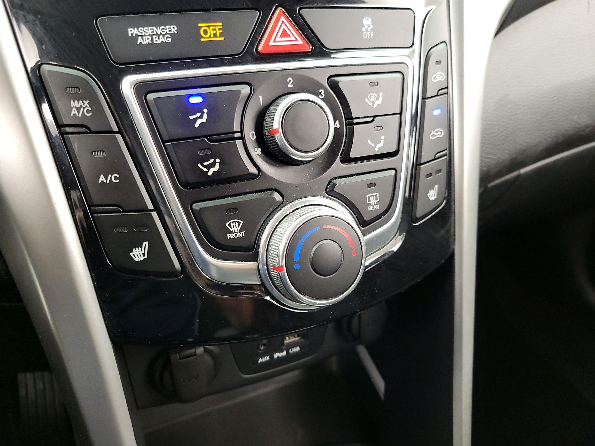 Thumbnail: 2014 Hyundai Elantra - 15