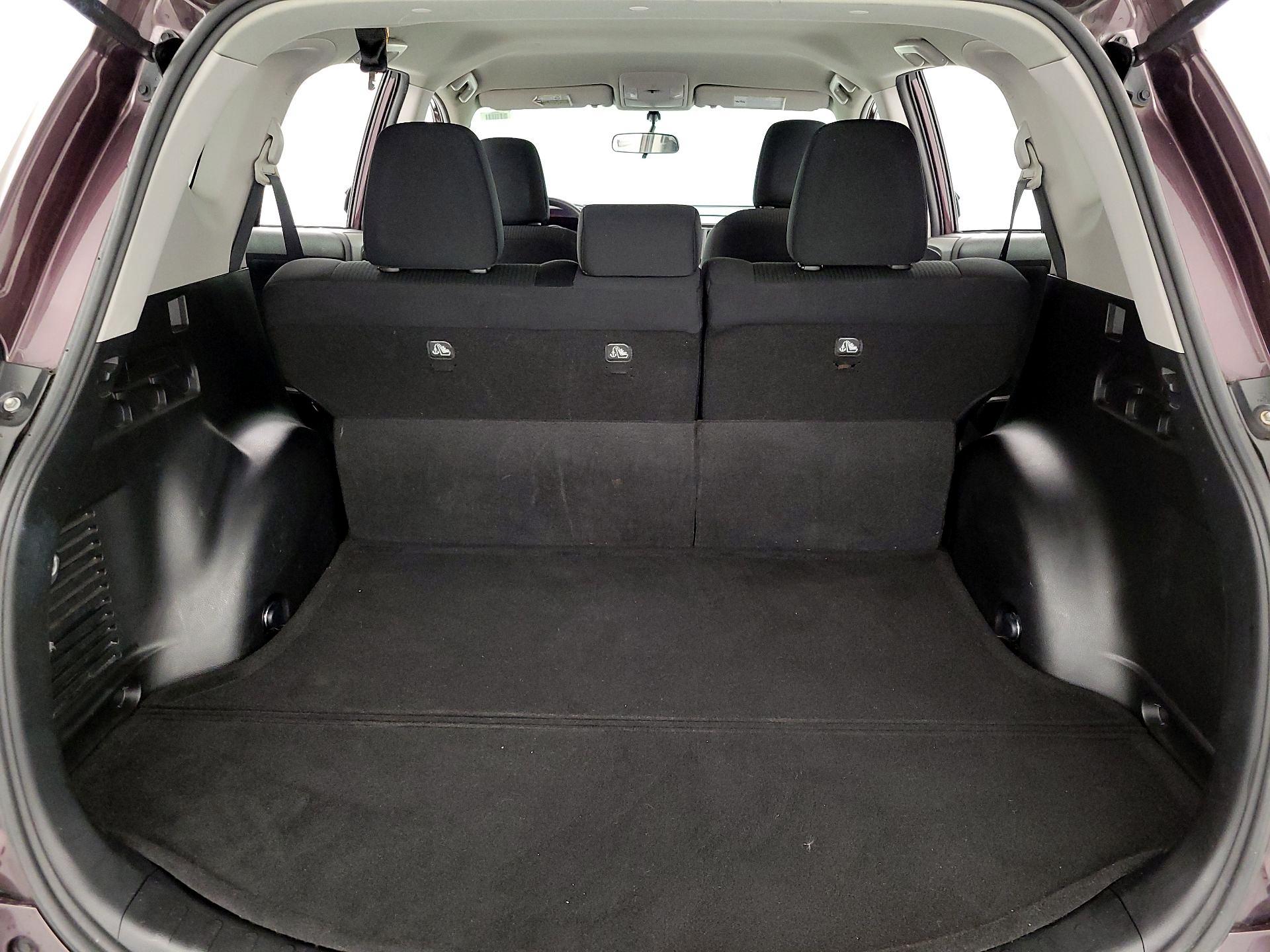 Thumbnail: 2016 Toyota RAV4 - 20