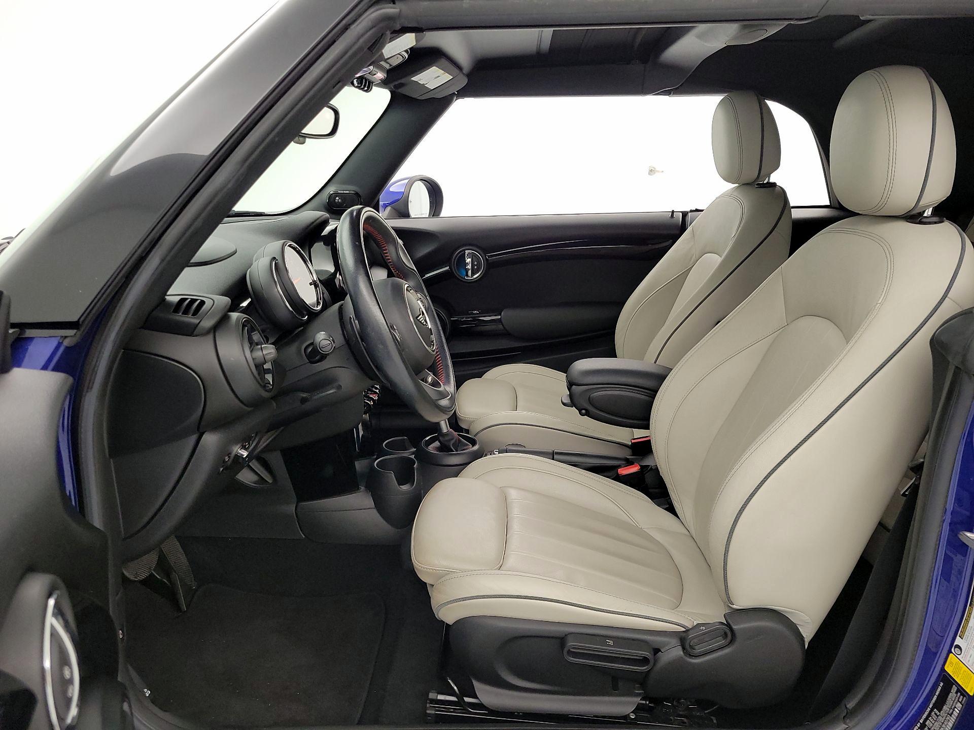 Thumbnail: 2019 MINI Cooper - 11