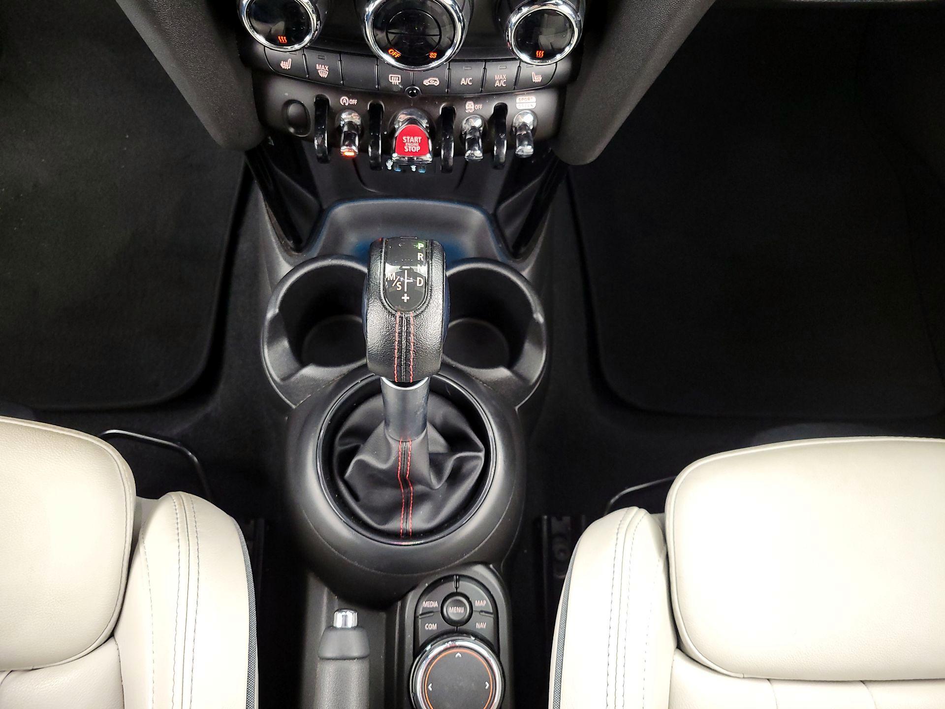 Thumbnail: 2019 MINI Cooper - 17