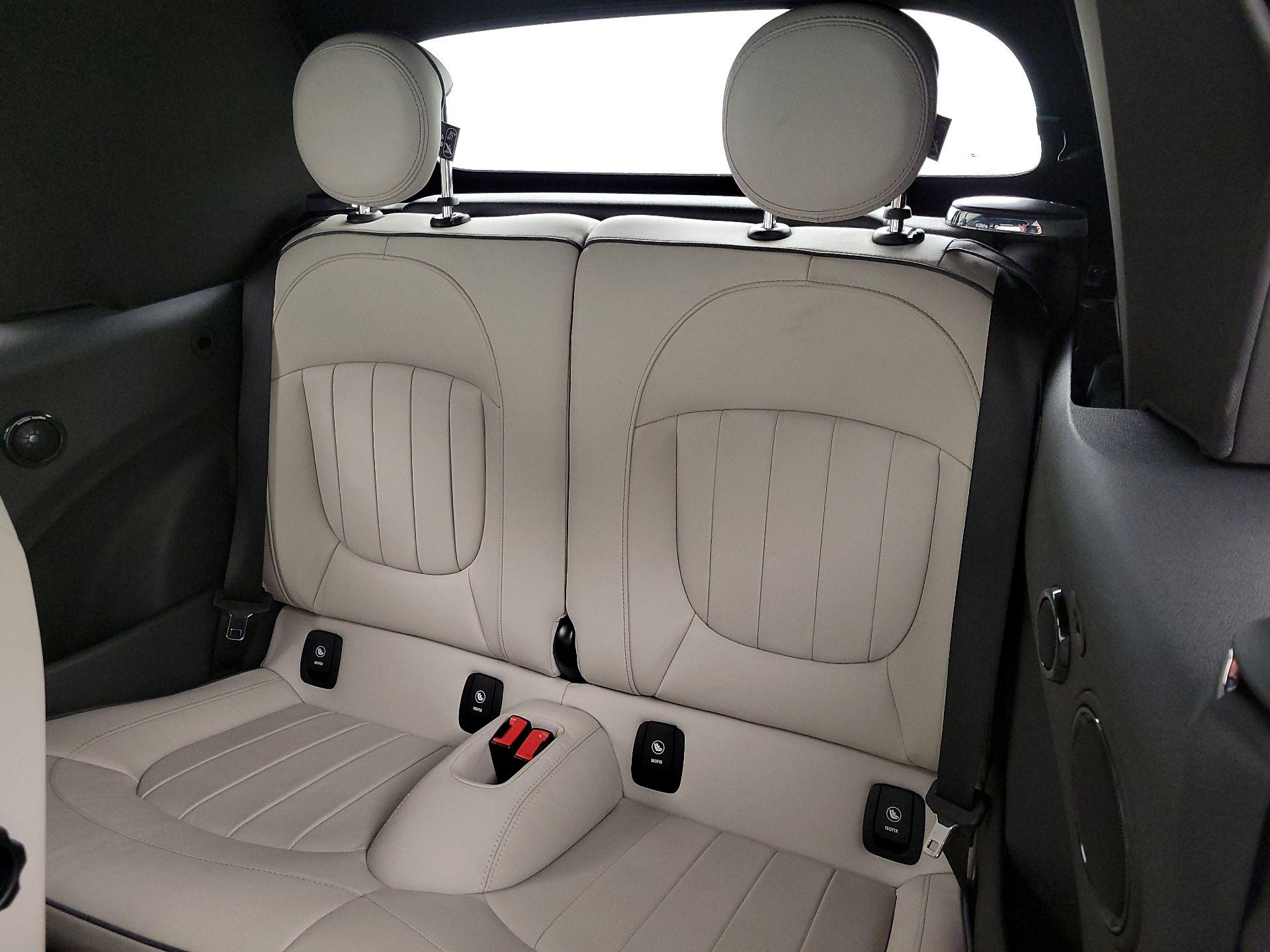 Thumbnail: 2019 MINI Cooper - 19