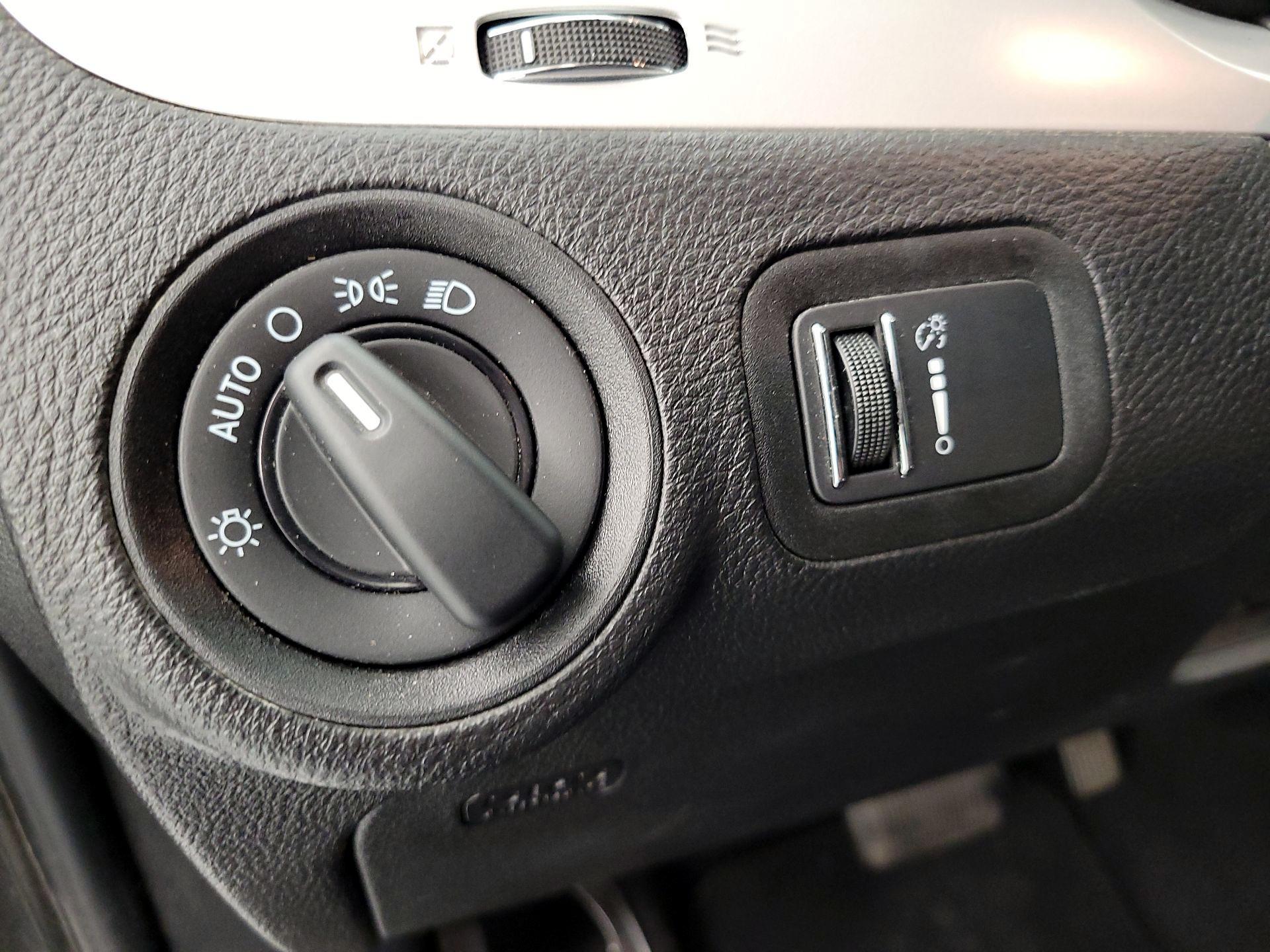 Thumbnail: 2018 Dodge Journey - 13