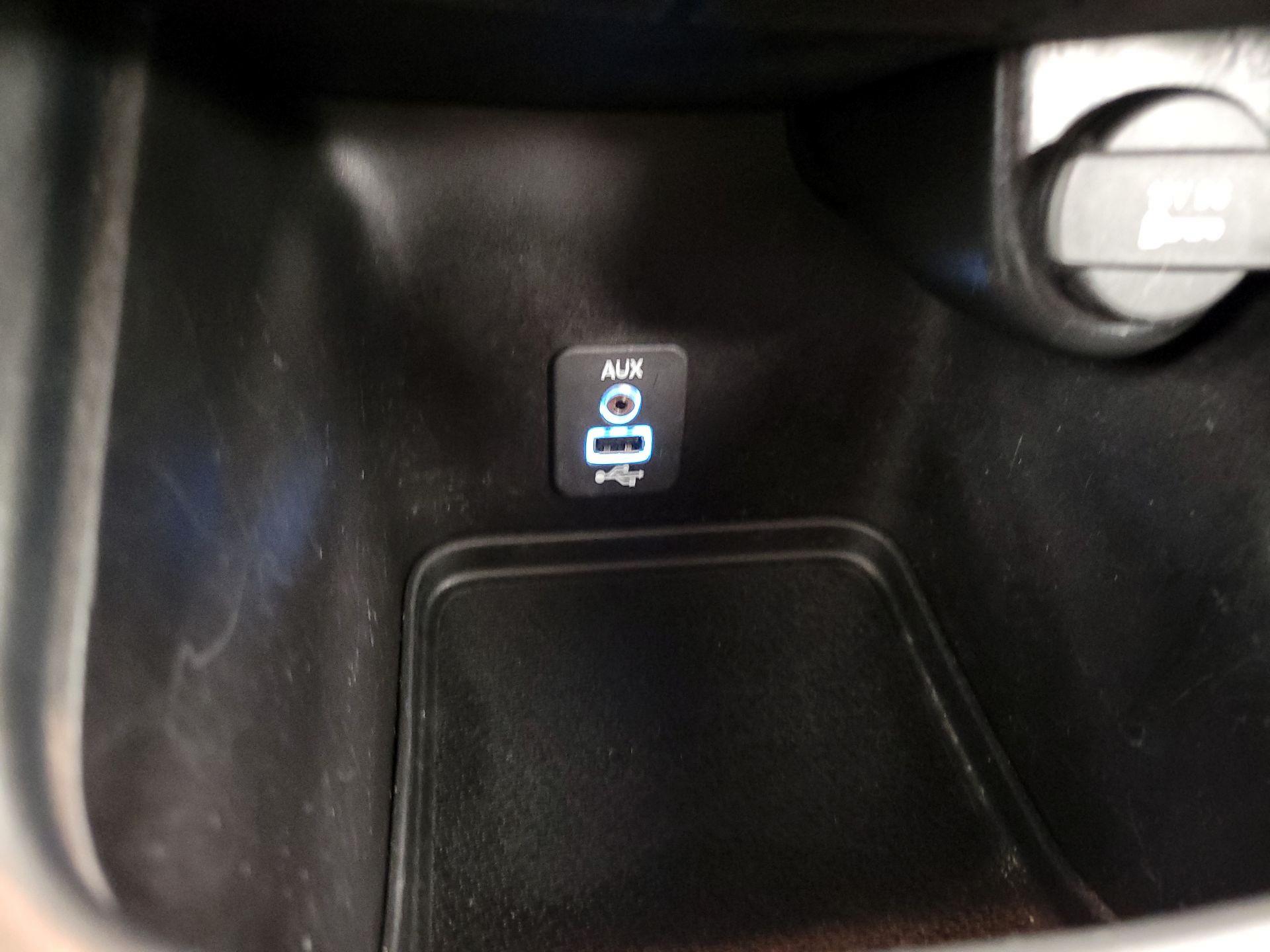 Thumbnail: 2018 Dodge Journey - 17