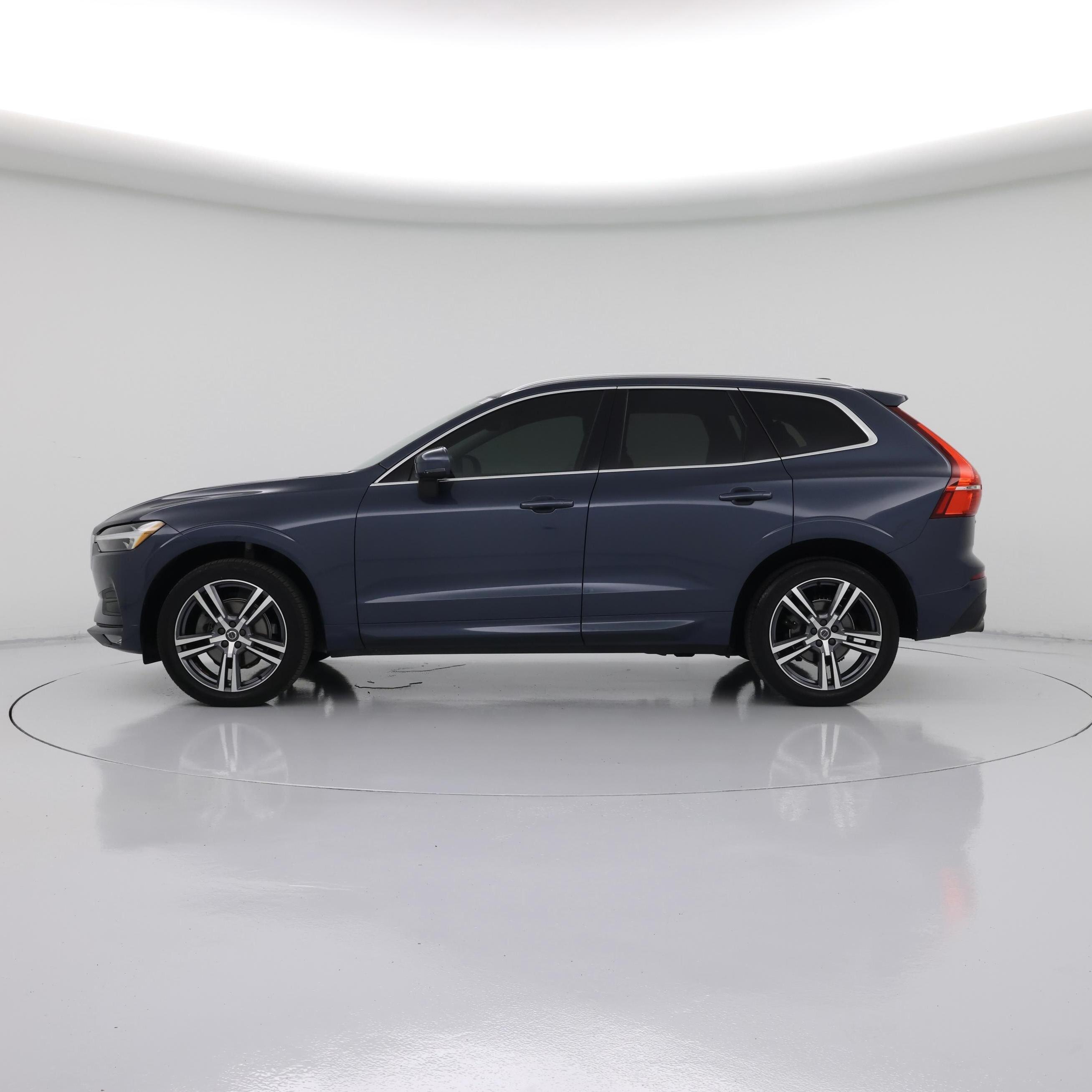 Thumbnail: 2021 Volvo XC60 - 3