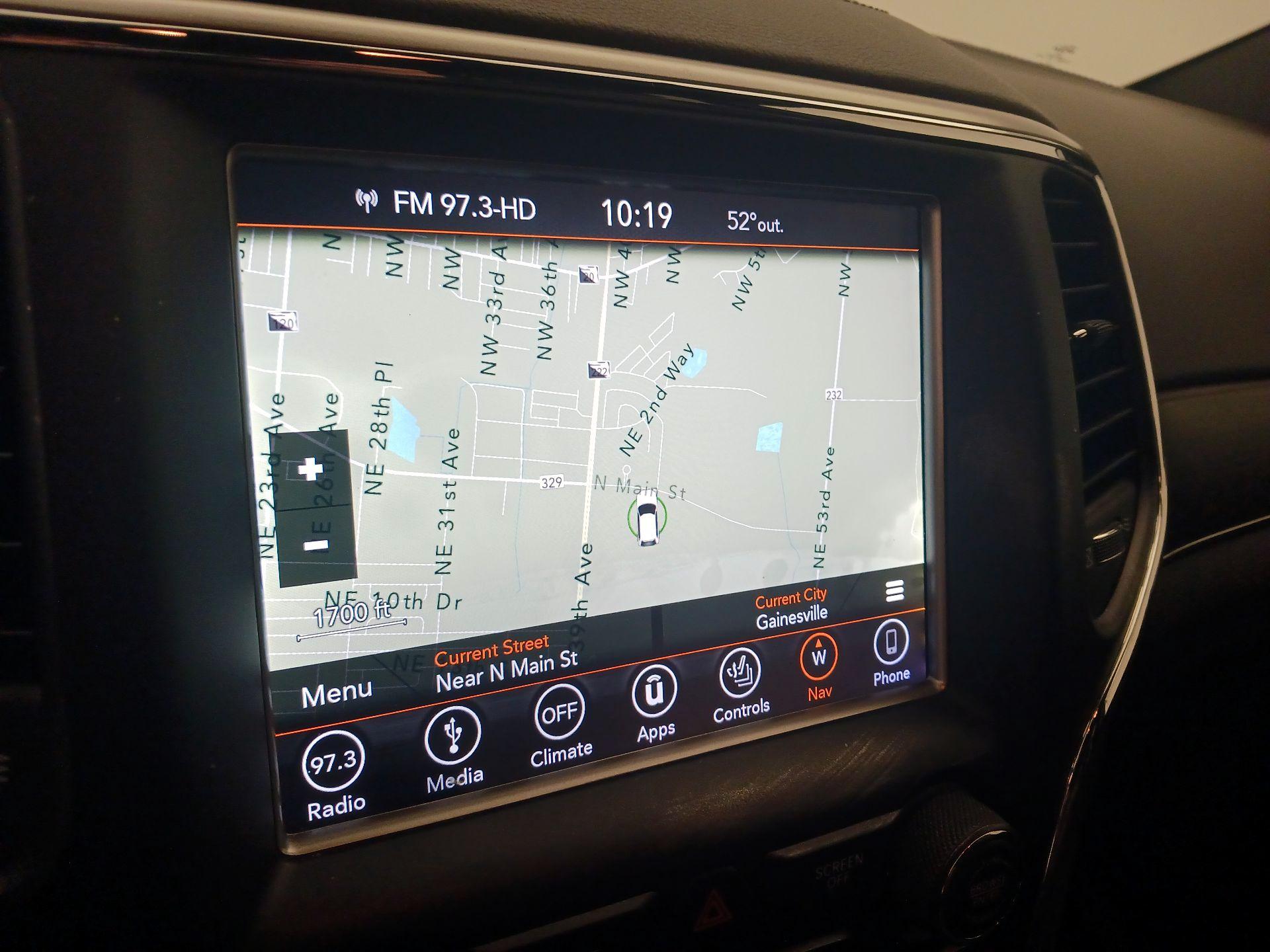 Thumbnail: 2018 Jeep Grand Cherokee - 14