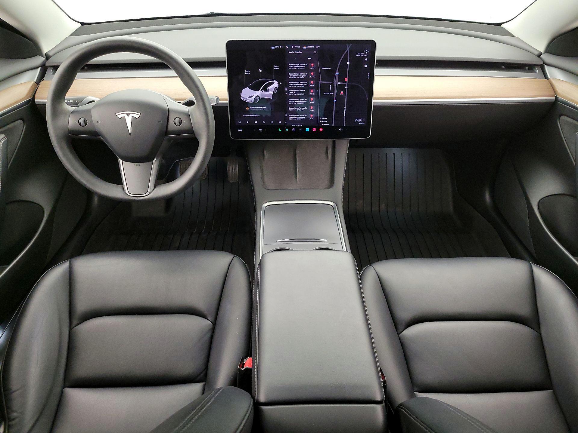 Thumbnail: 2022 Tesla Model 3 - 9