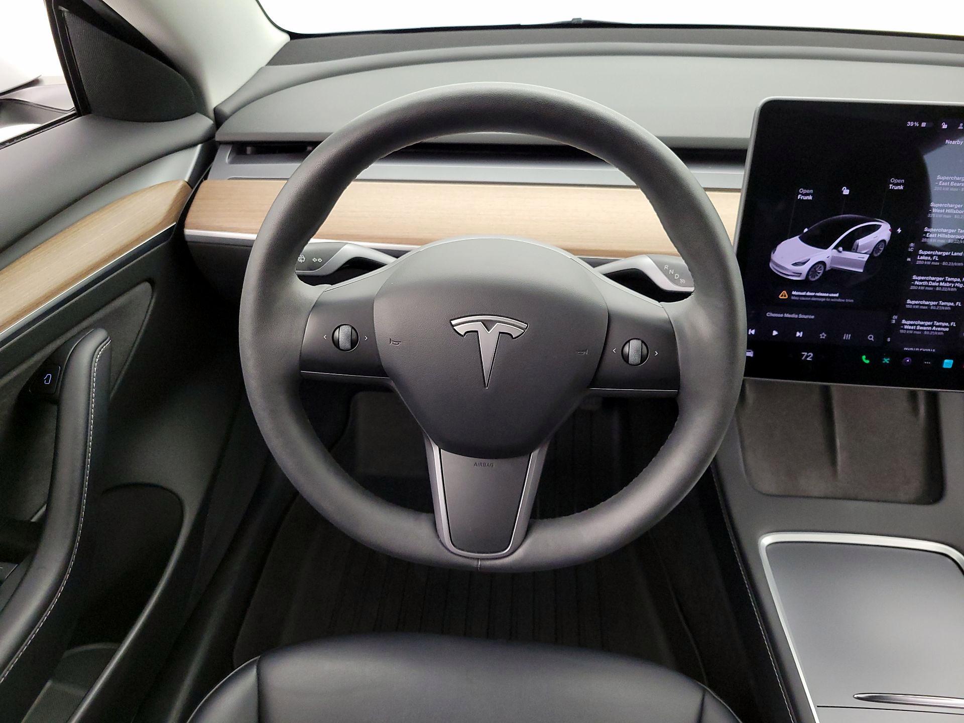 Thumbnail: 2022 Tesla Model 3 - 10