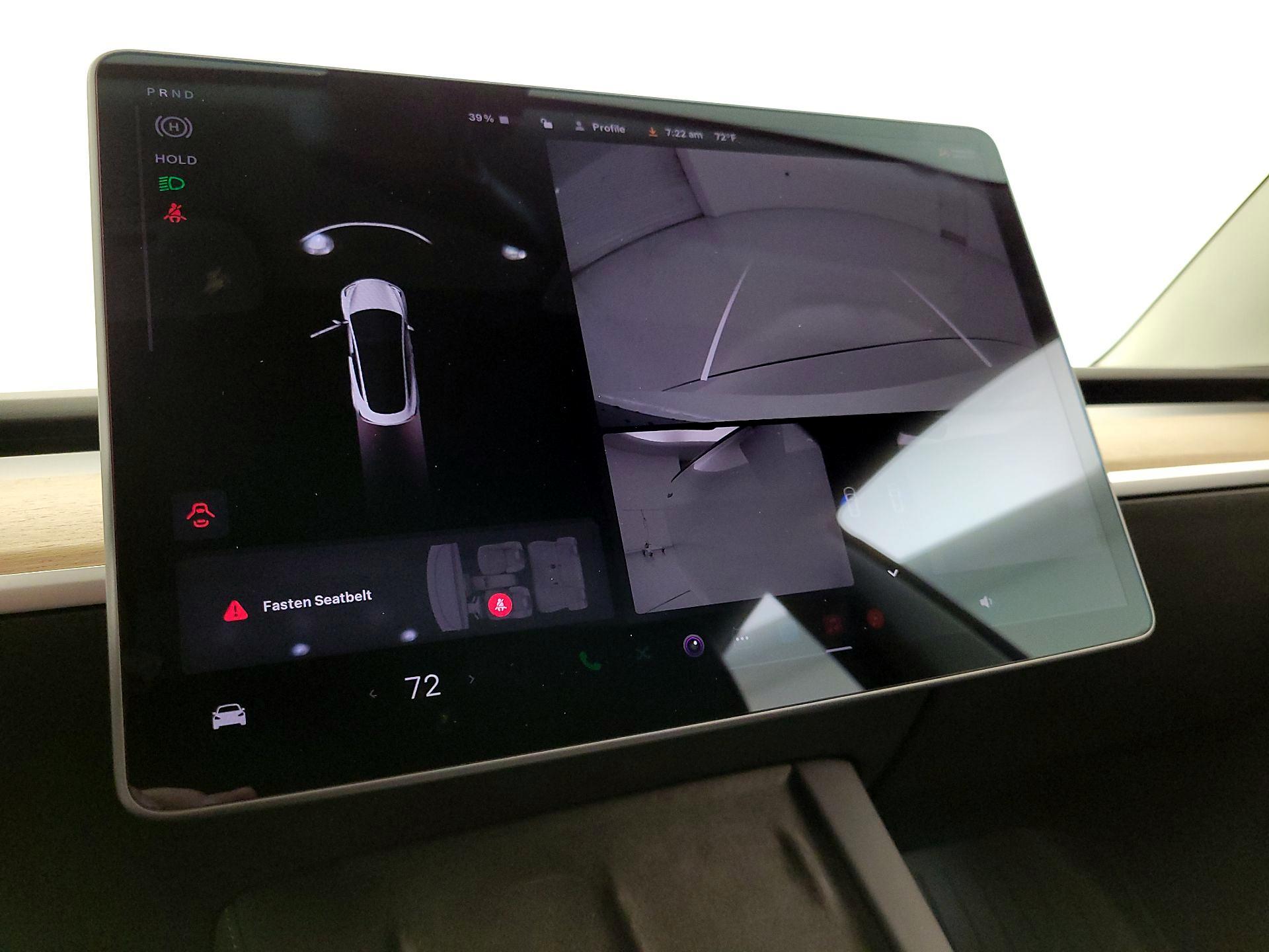 Thumbnail: 2022 Tesla Model 3 - 14