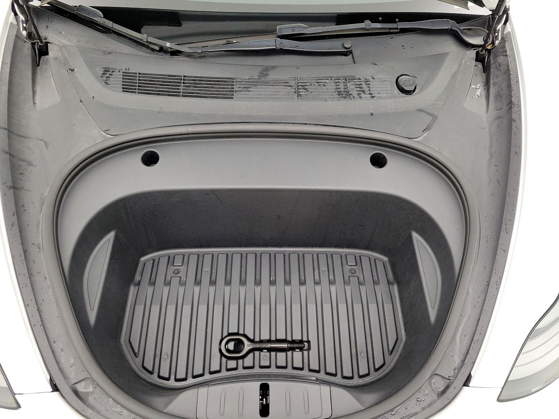 Thumbnail: 2022 Tesla Model 3 - 20