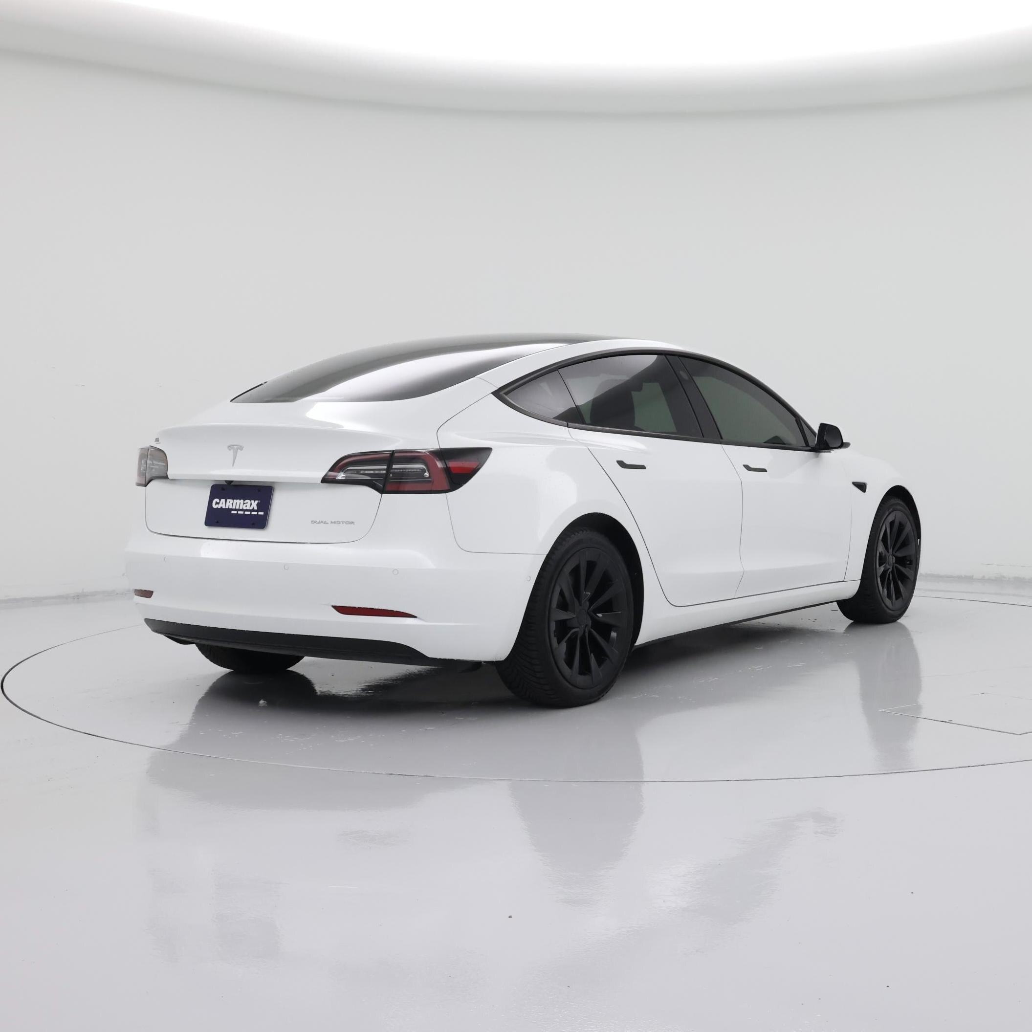 Thumbnail: 2022 Tesla Model 3 - 8