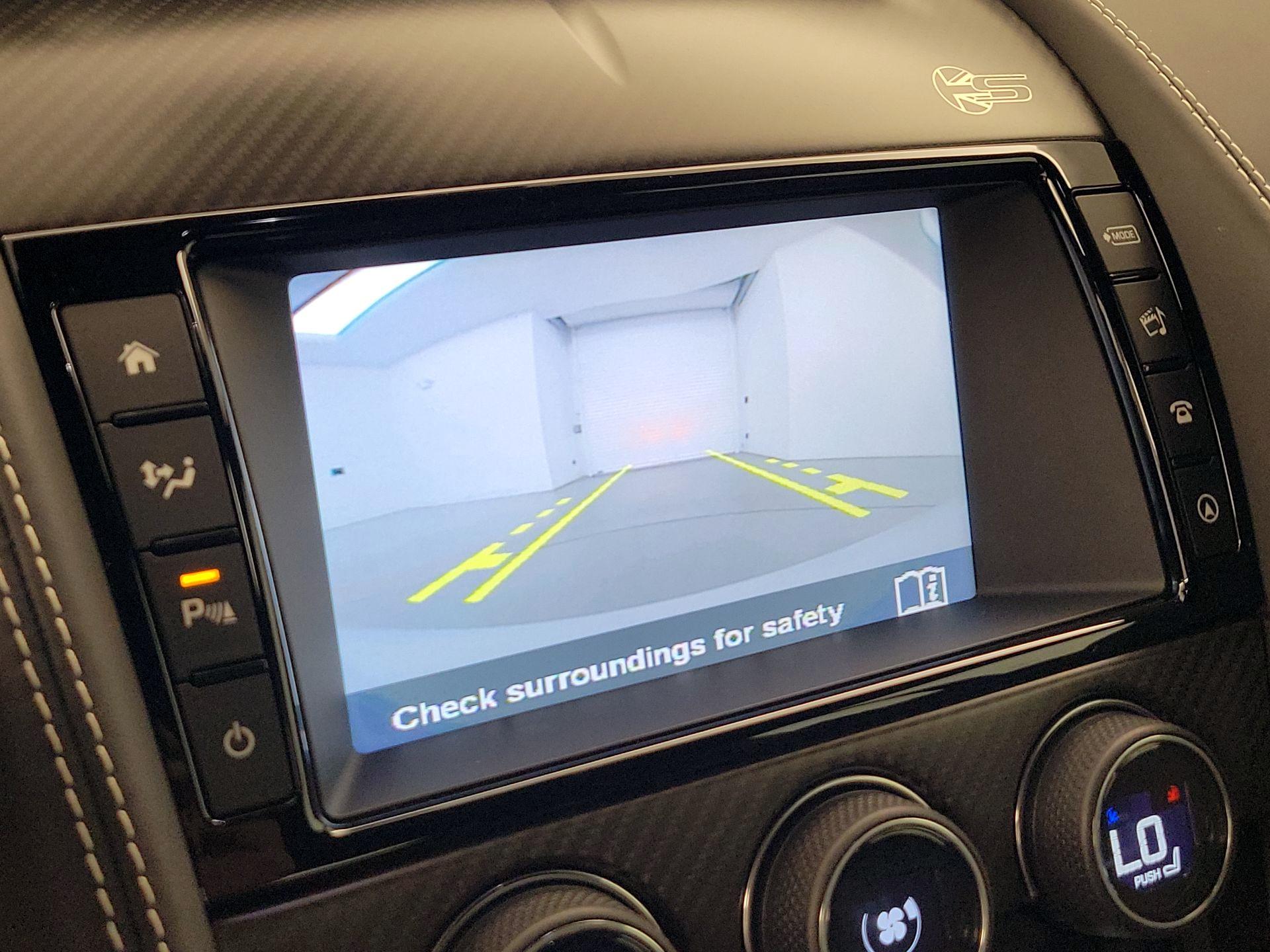 Thumbnail: 2017 Jaguar F-Type - 15