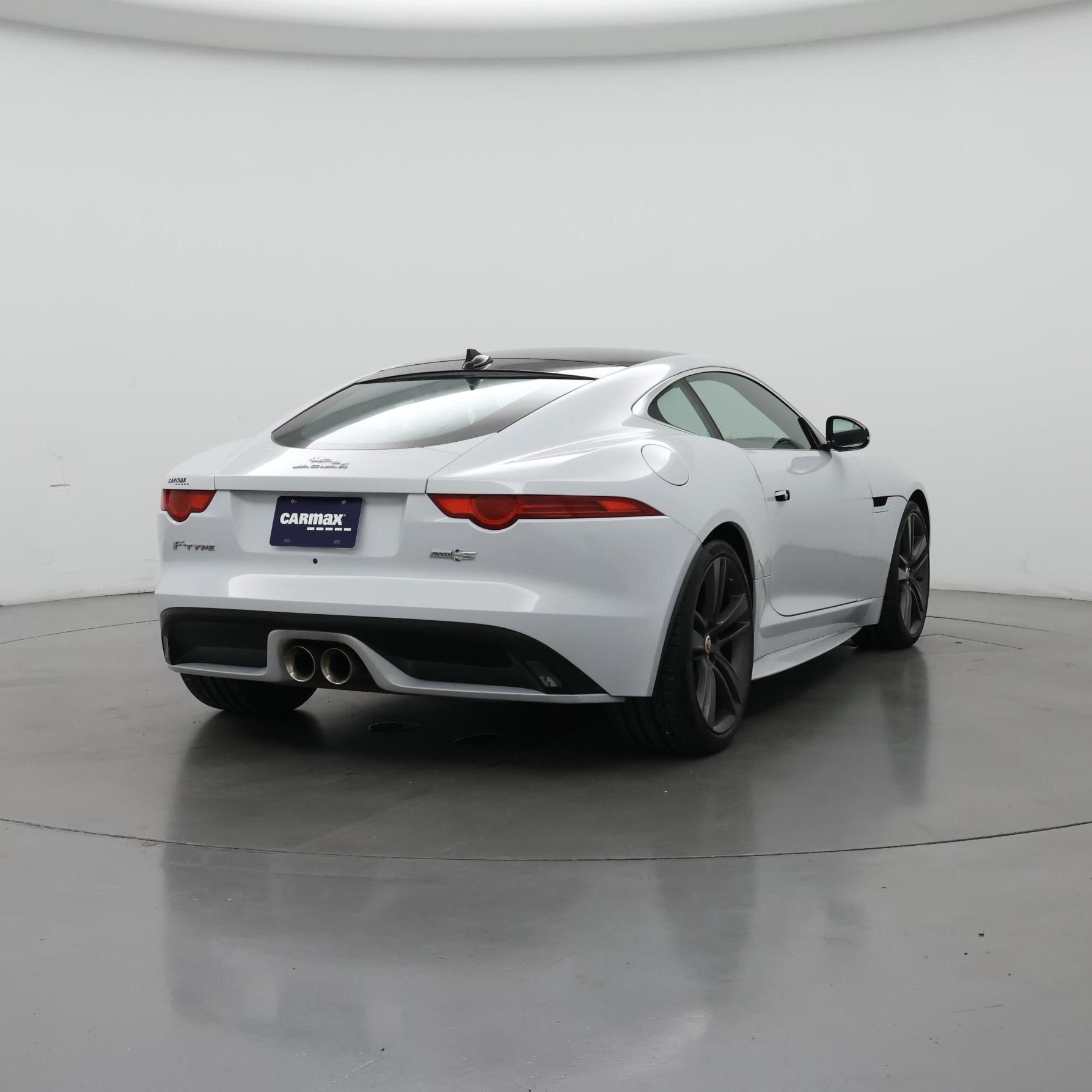 Thumbnail: 2017 Jaguar F-Type - 8