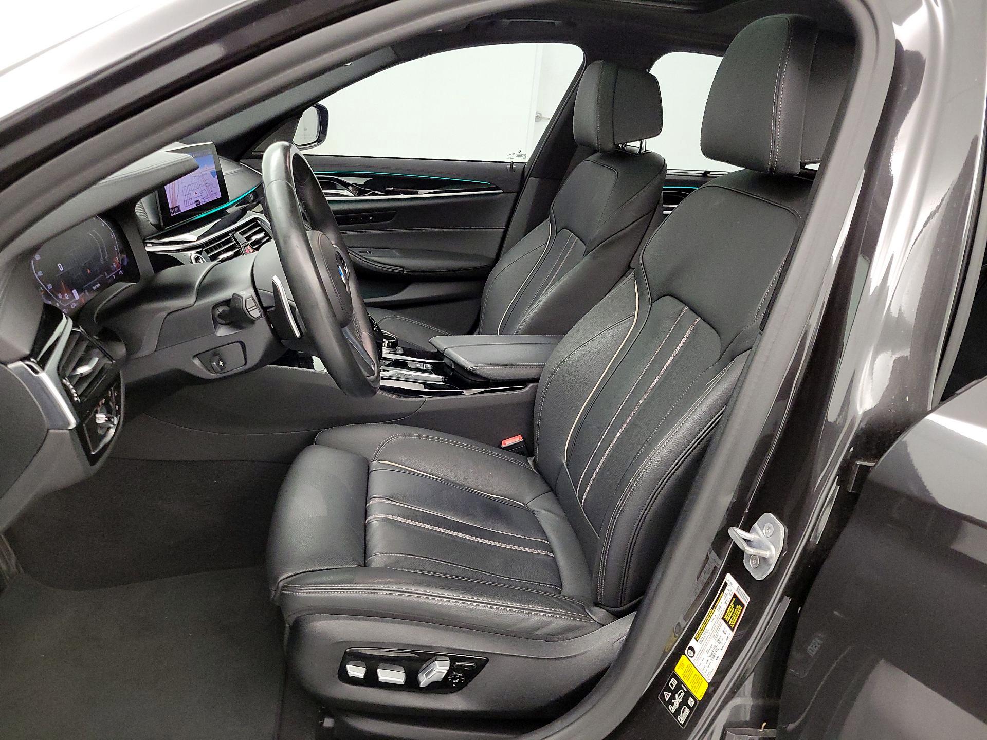 Thumbnail: 2020 BMW 5 Series - 11