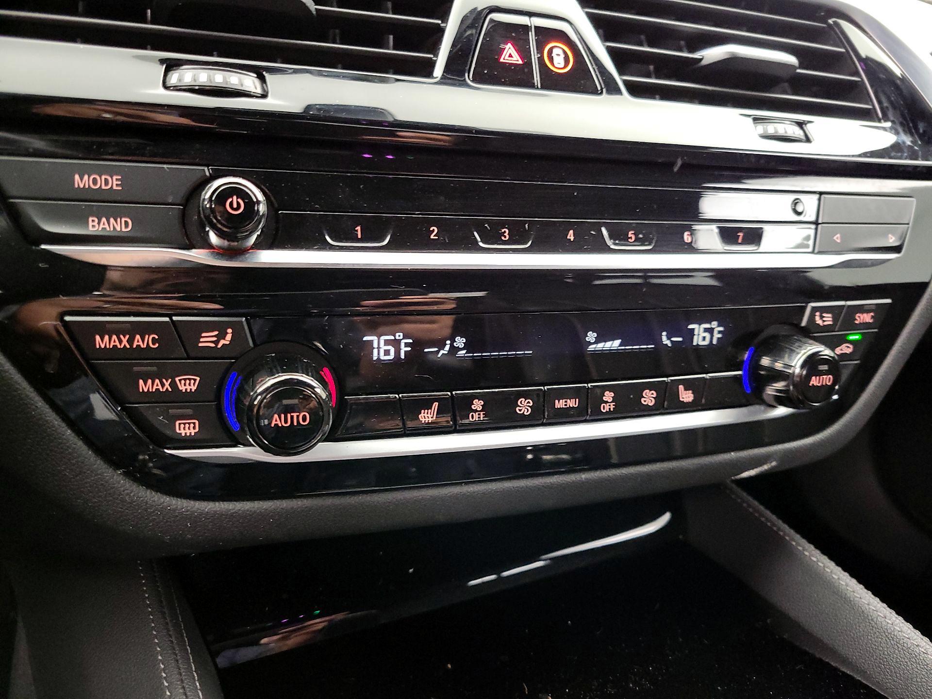 Thumbnail: 2020 BMW 5 Series - 17