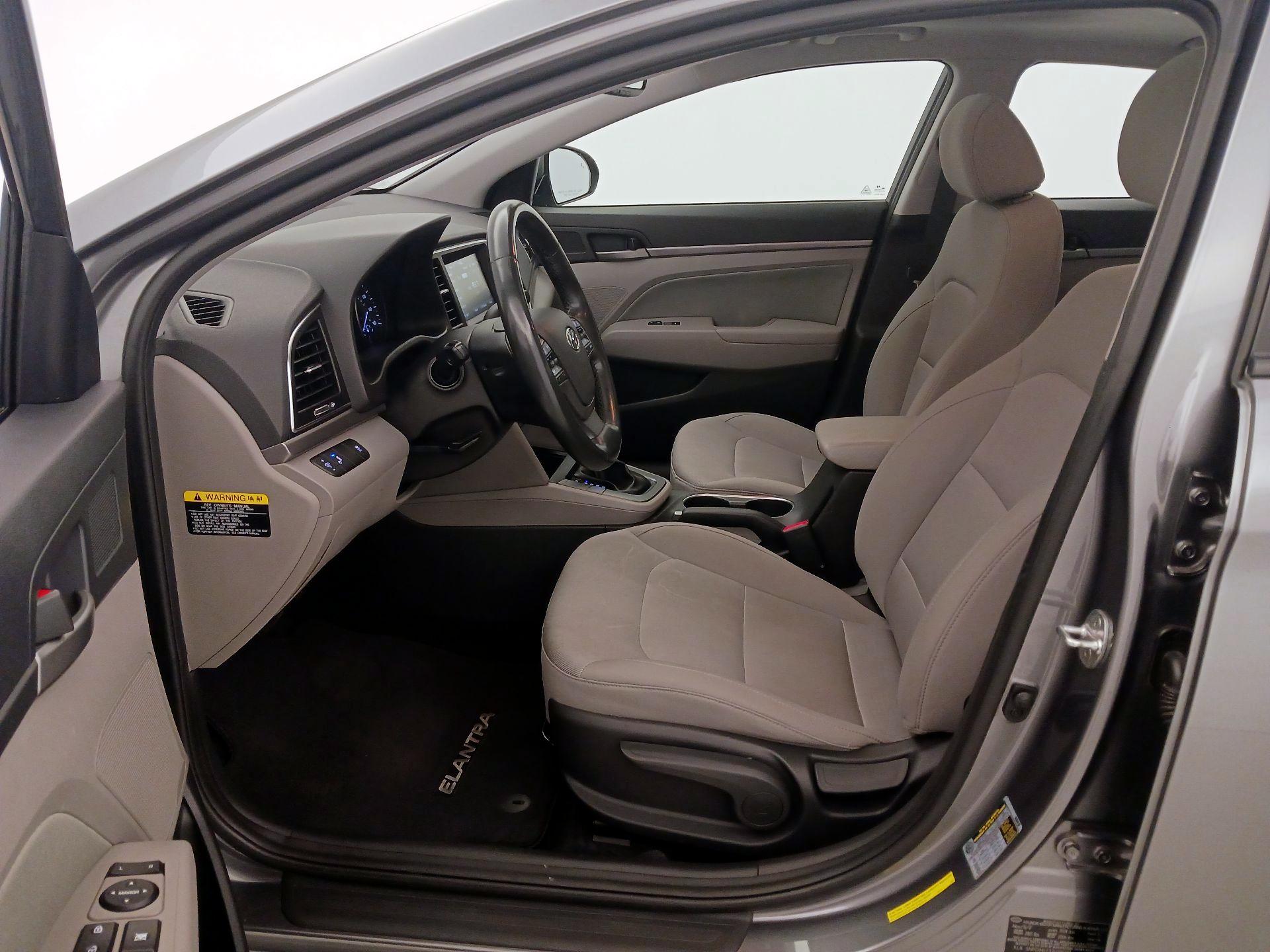 Thumbnail: 2018 Hyundai Elantra - 11