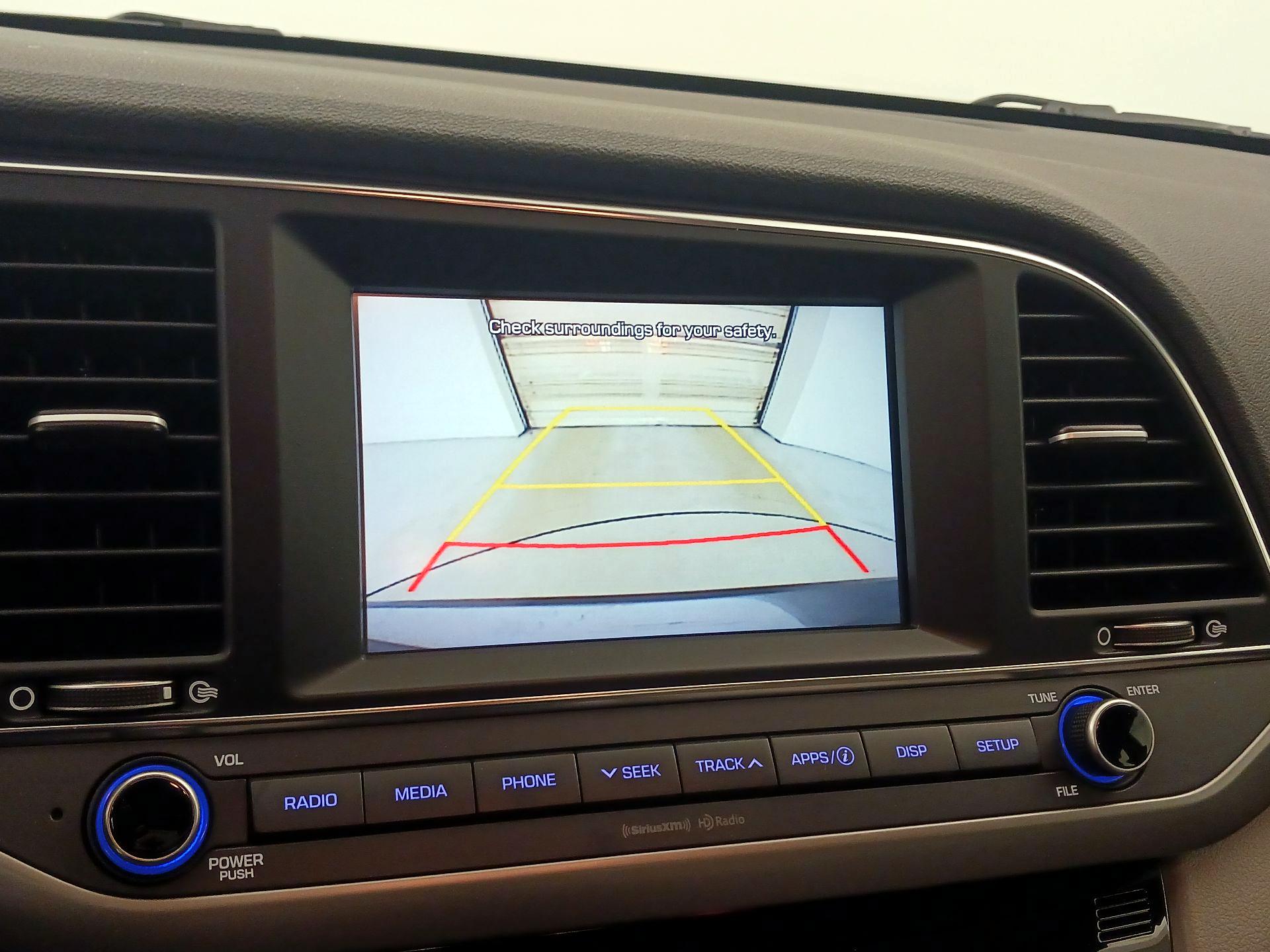 Thumbnail: 2018 Hyundai Elantra - 14