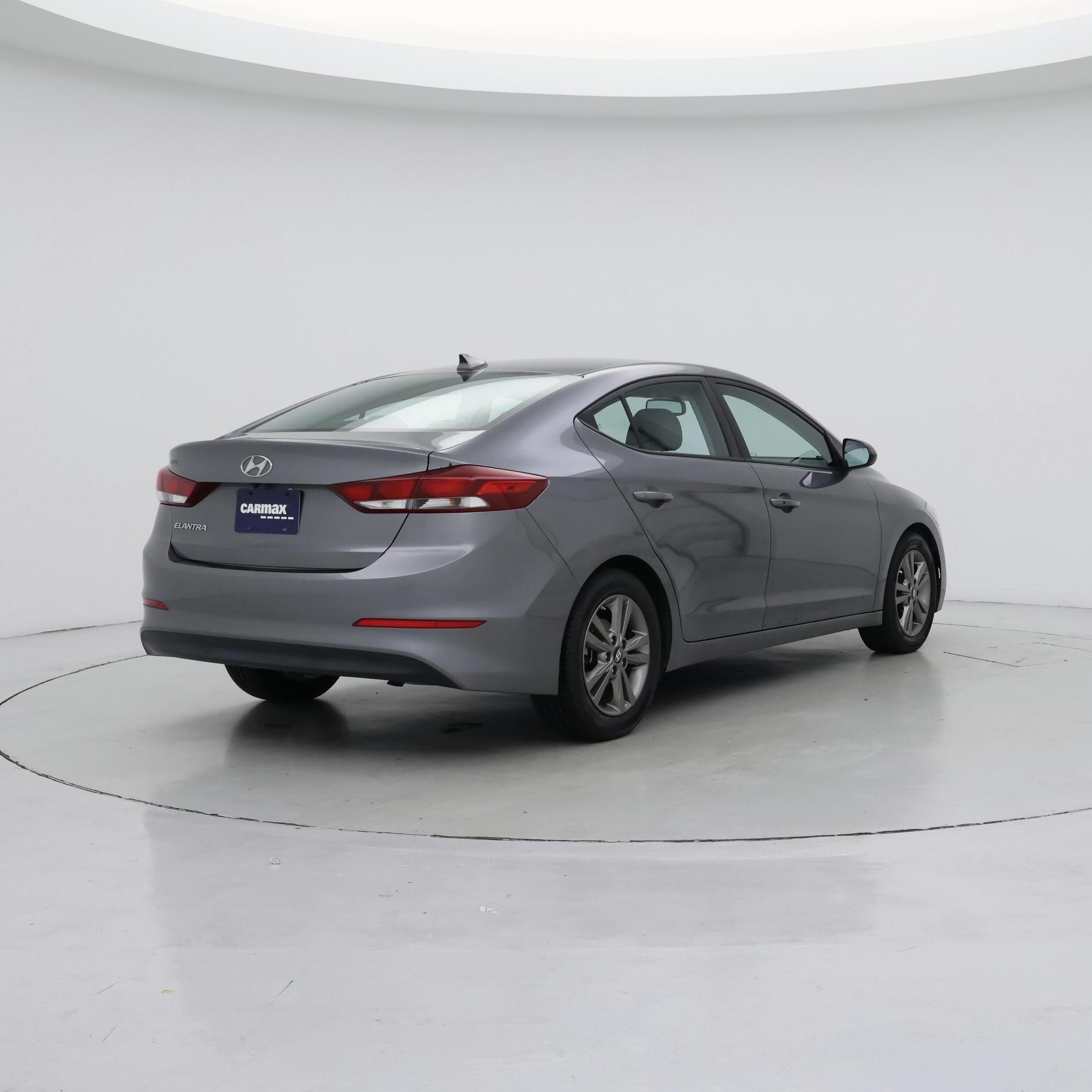 Thumbnail: 2018 Hyundai Elantra - 8