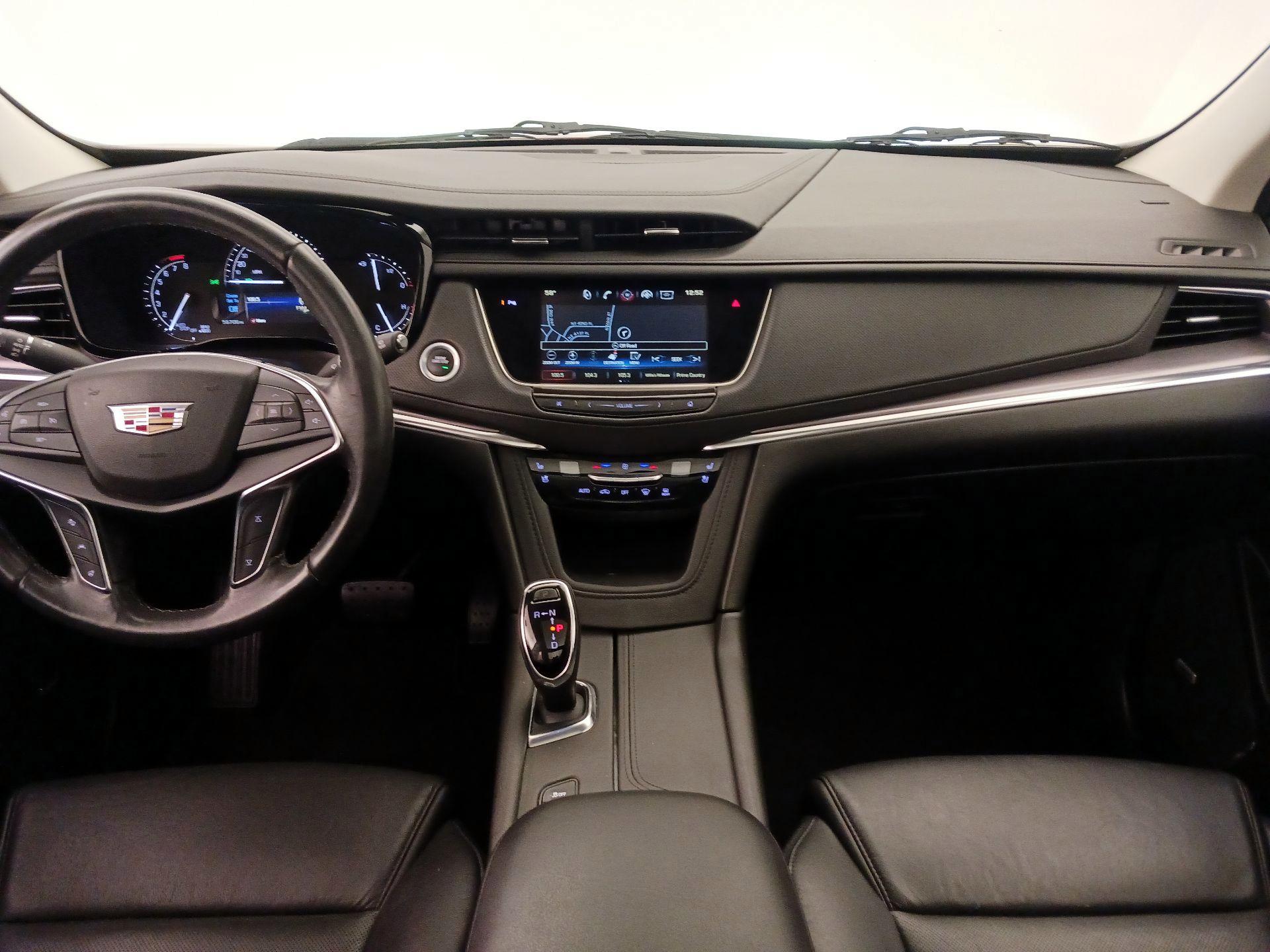 Thumbnail: 2019 Cadillac XT5 - 9