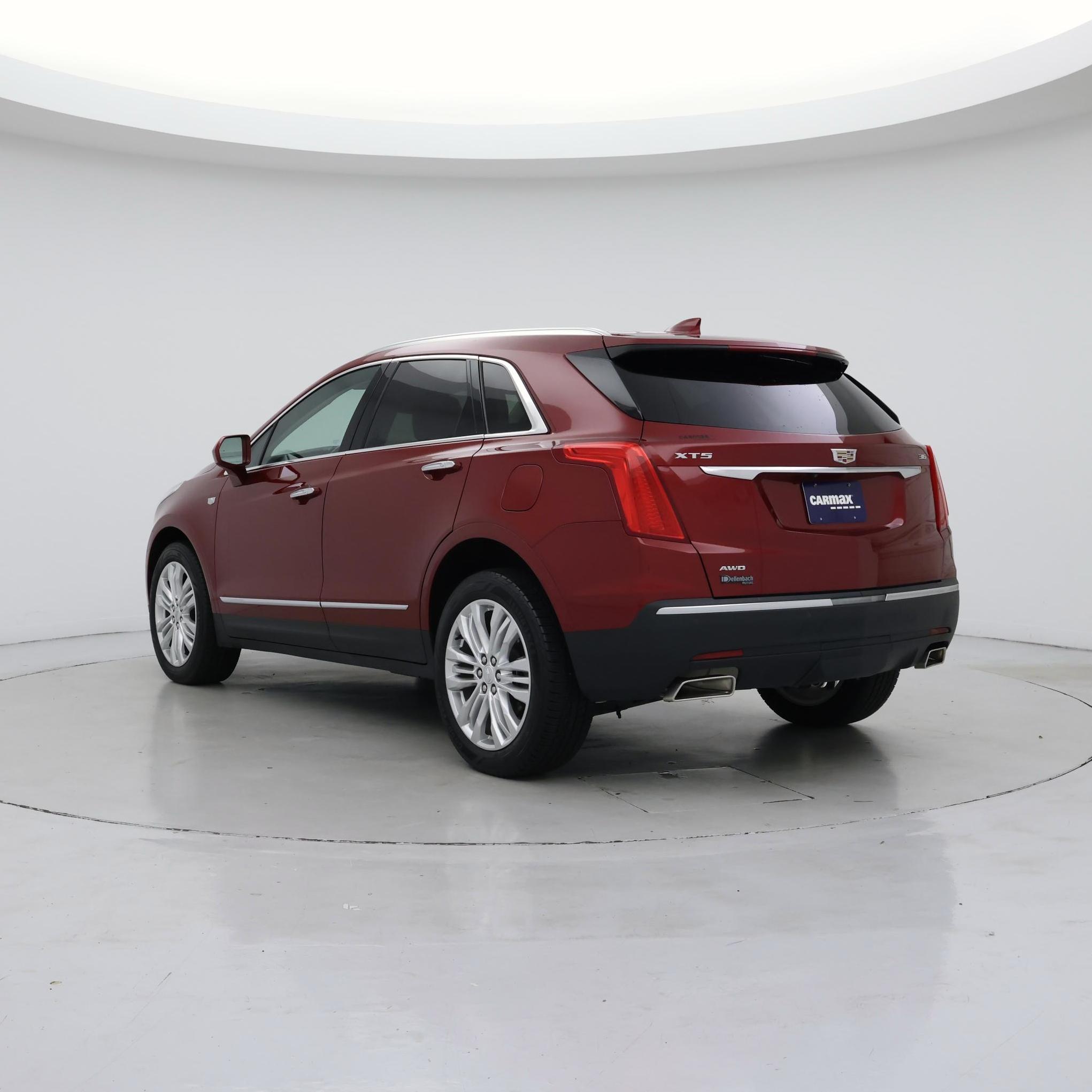 Thumbnail: 2019 Cadillac XT5 - 2