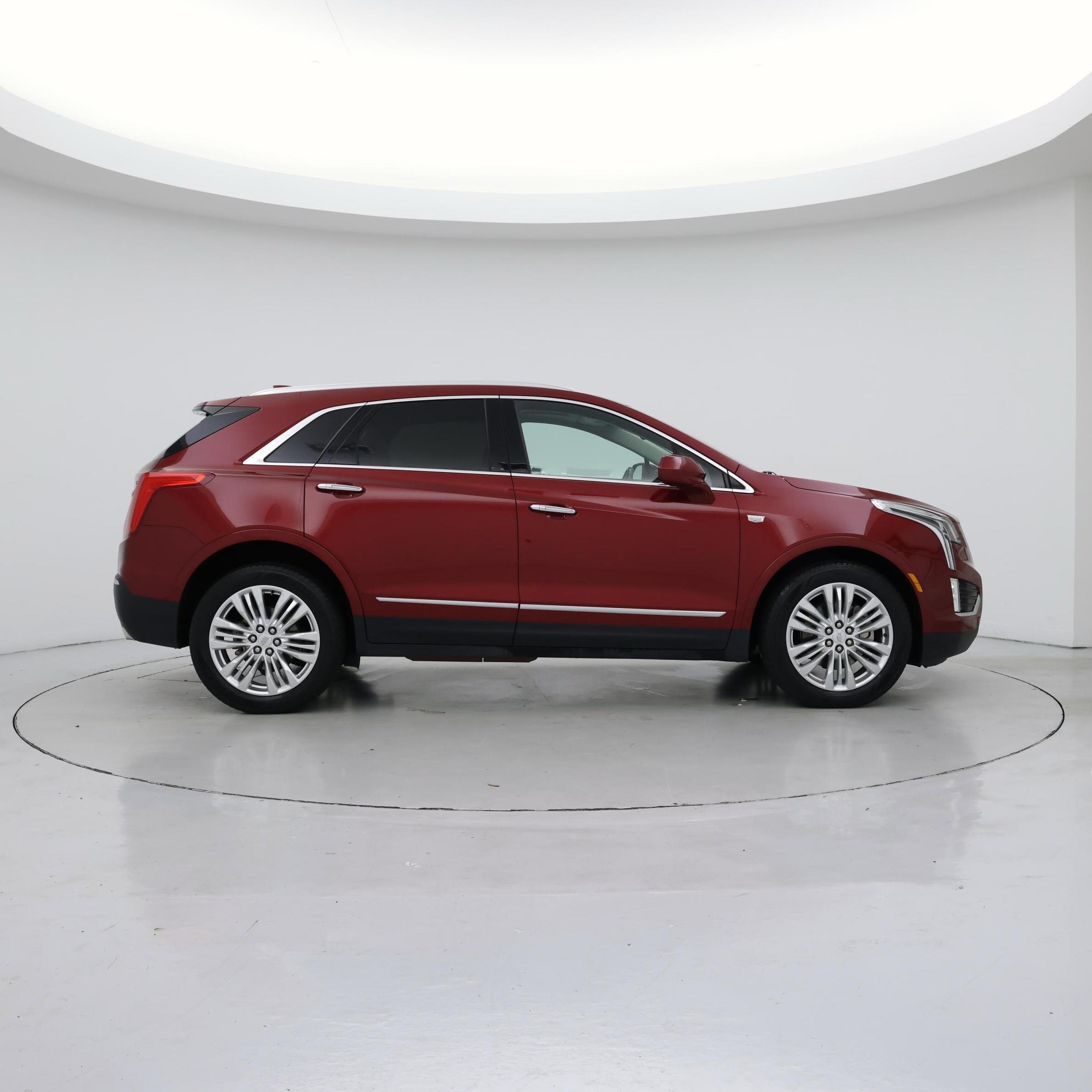 Thumbnail: 2019 Cadillac XT5 - 7