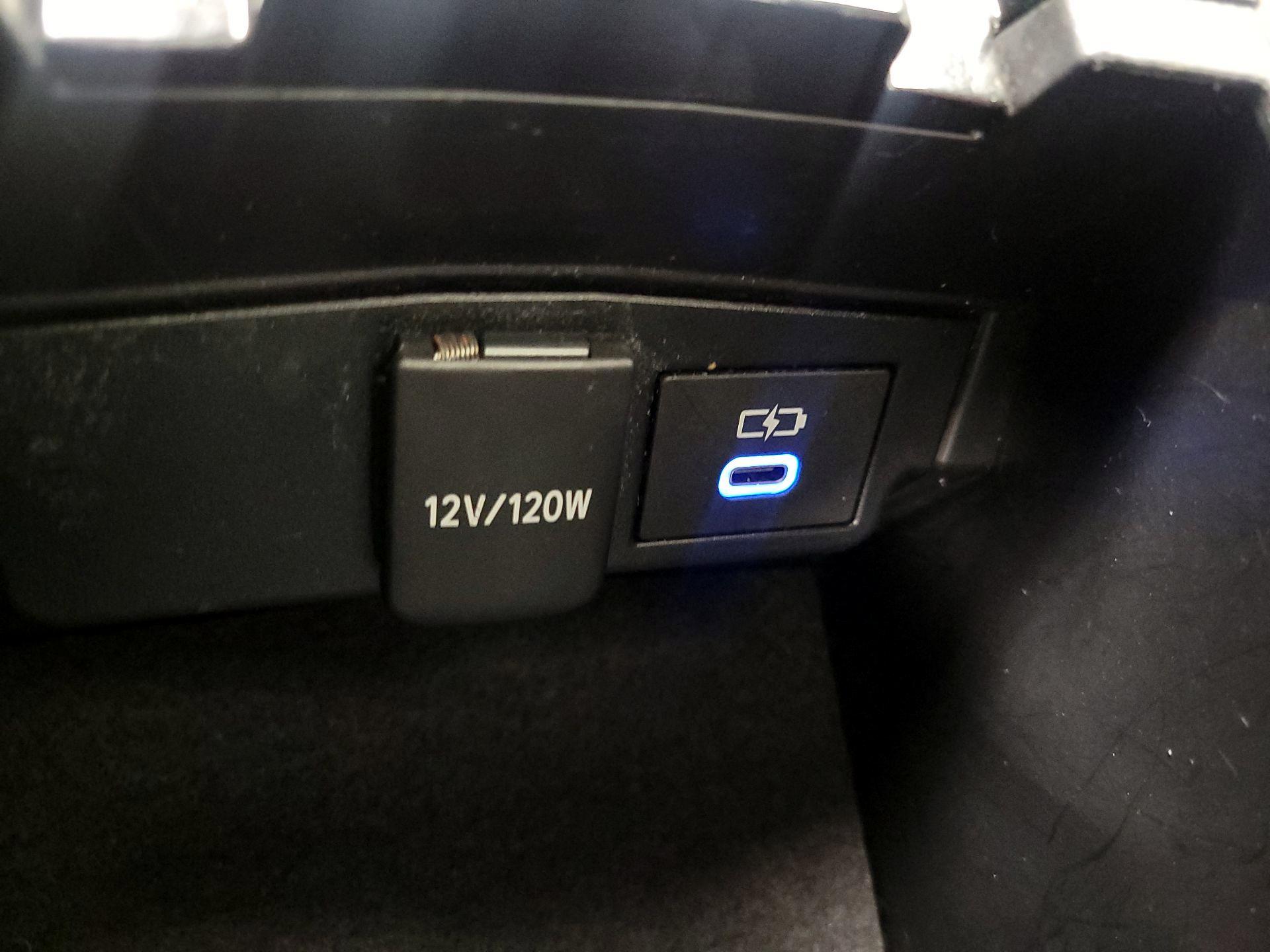 Thumbnail: 2022 Toyota Corolla - 18