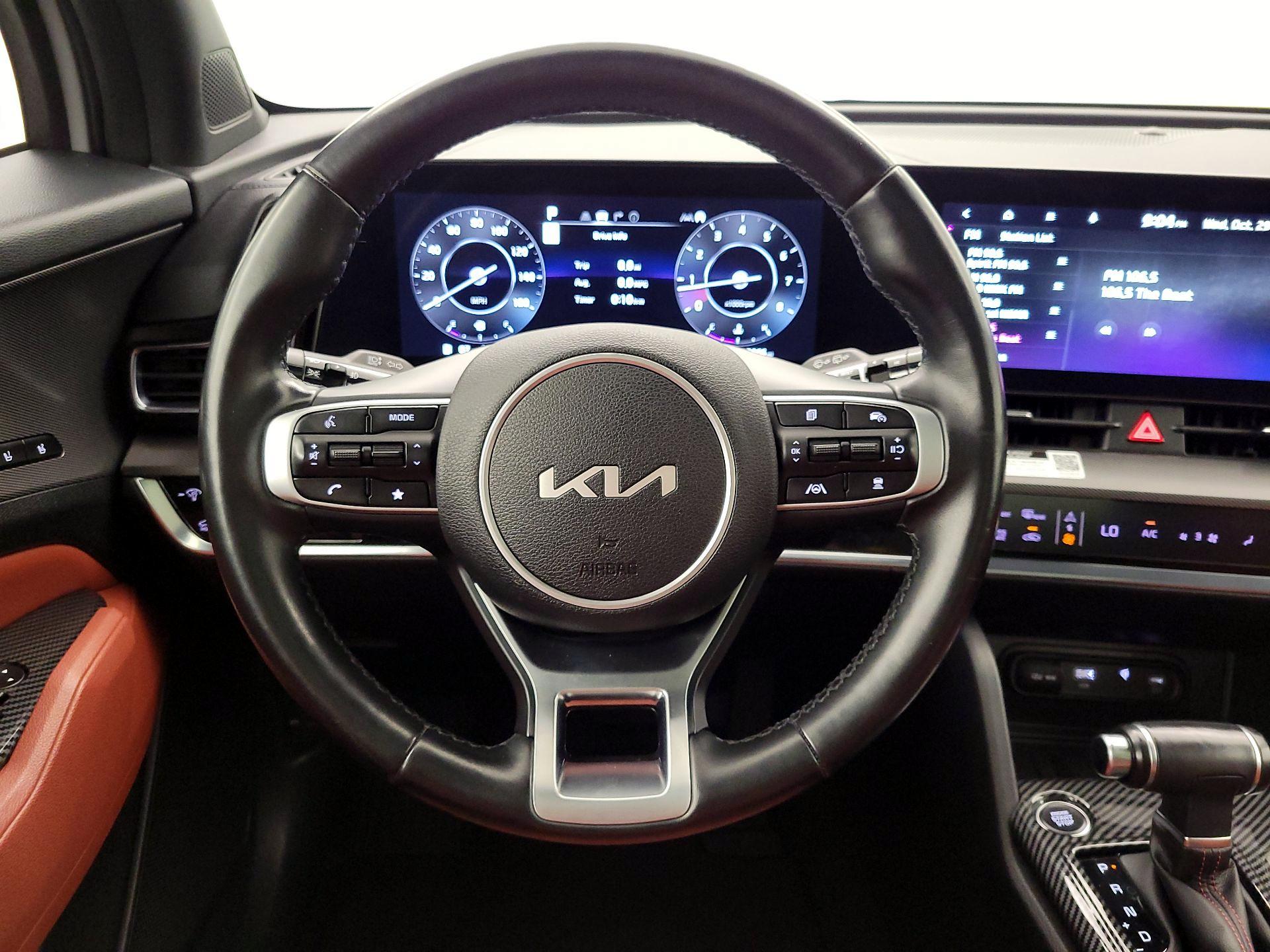 Thumbnail: 2023 Kia Sportage - 10