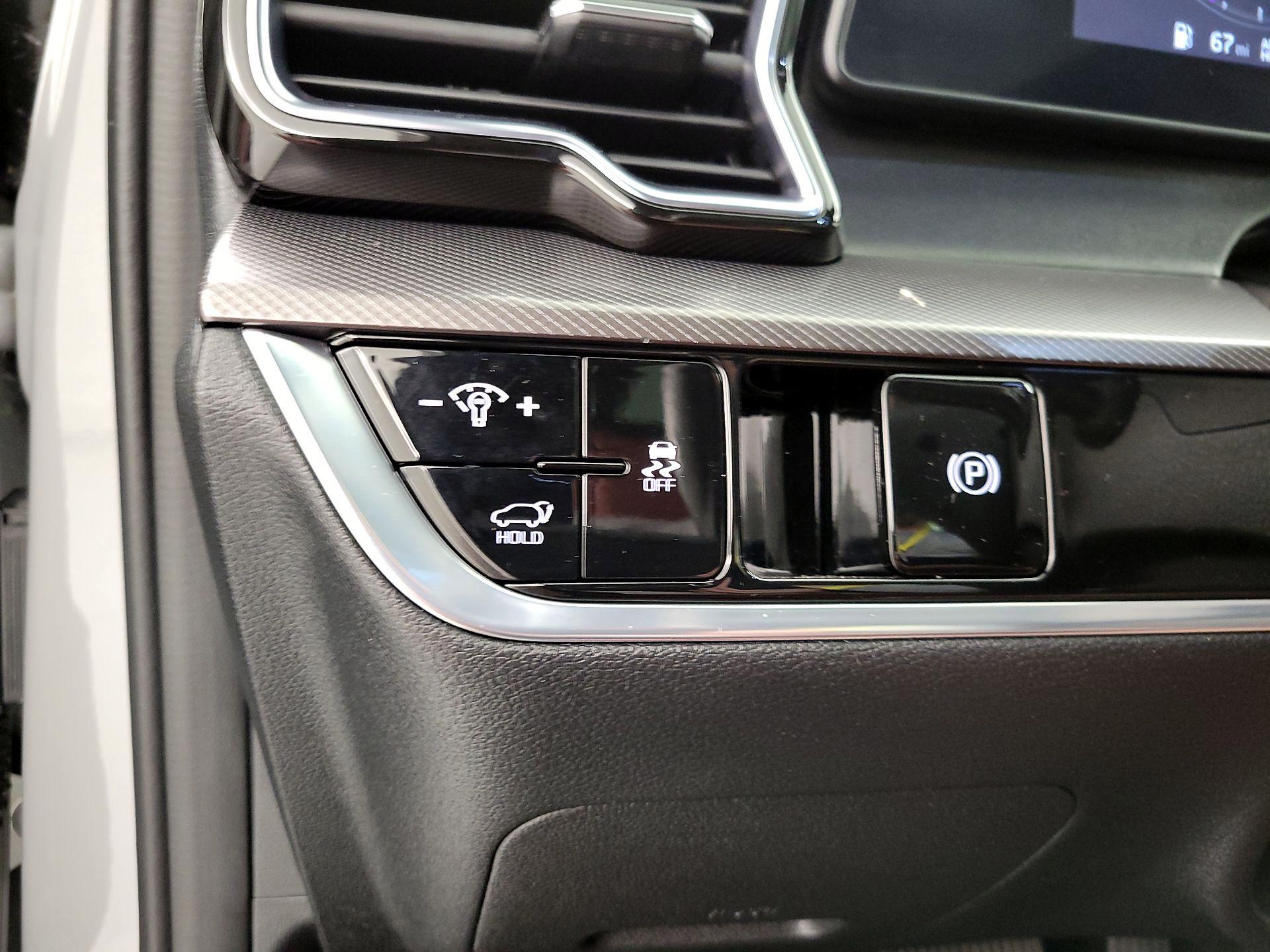 Thumbnail: 2023 Kia Sportage - 13