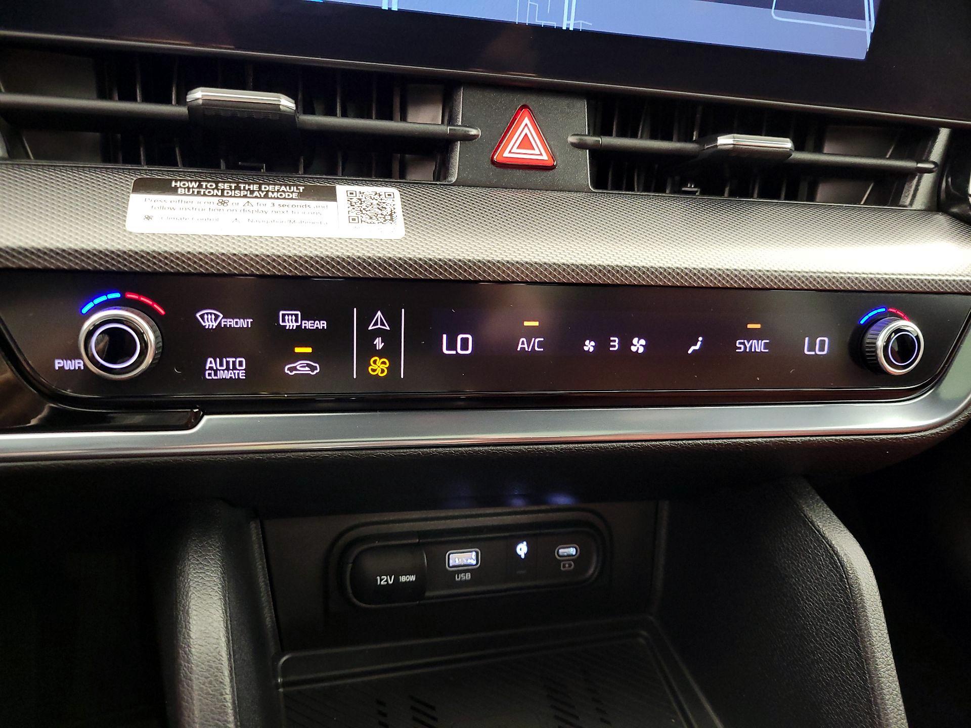 Thumbnail: 2023 Kia Sportage - 17