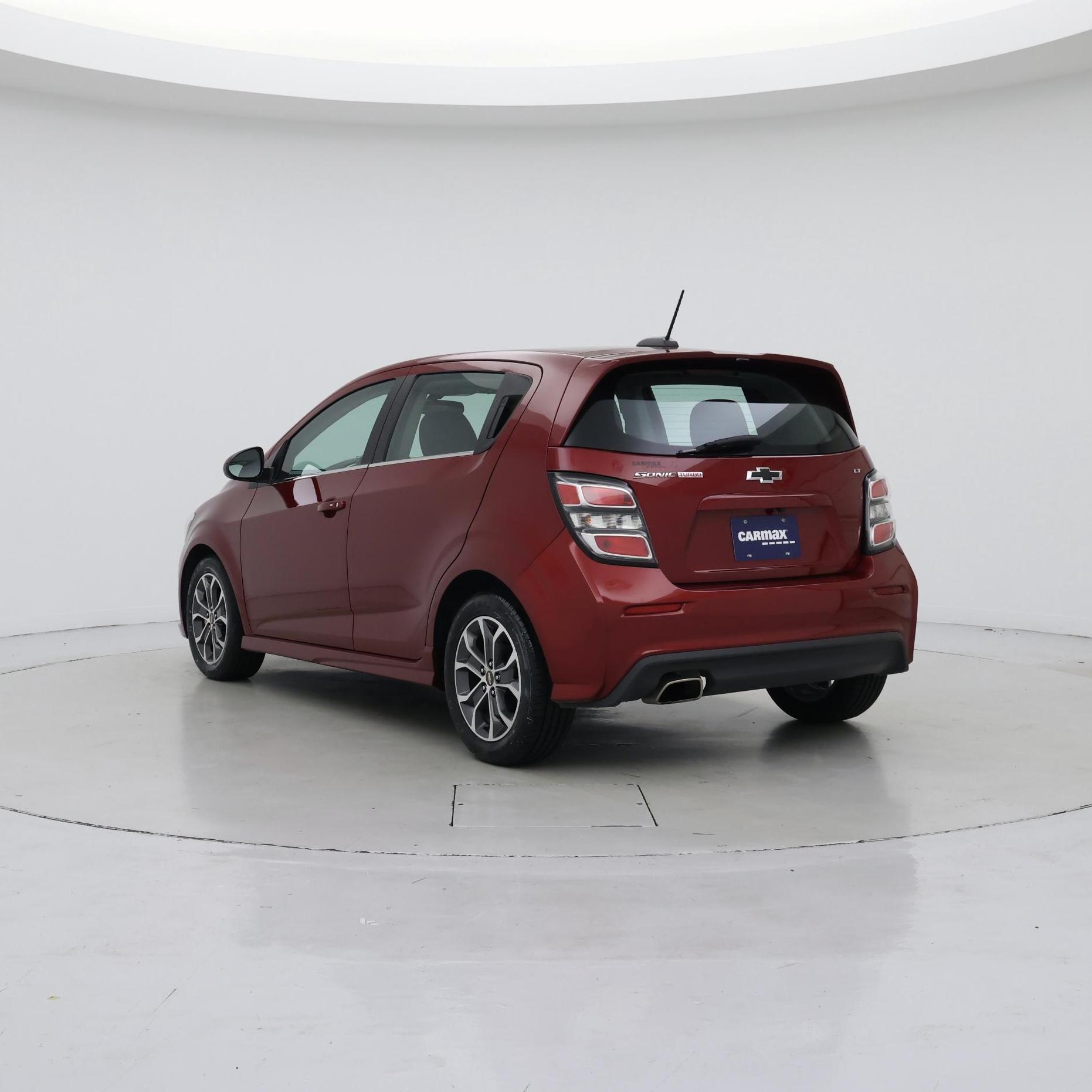 Thumbnail: 2017 Chevrolet Sonic - 2