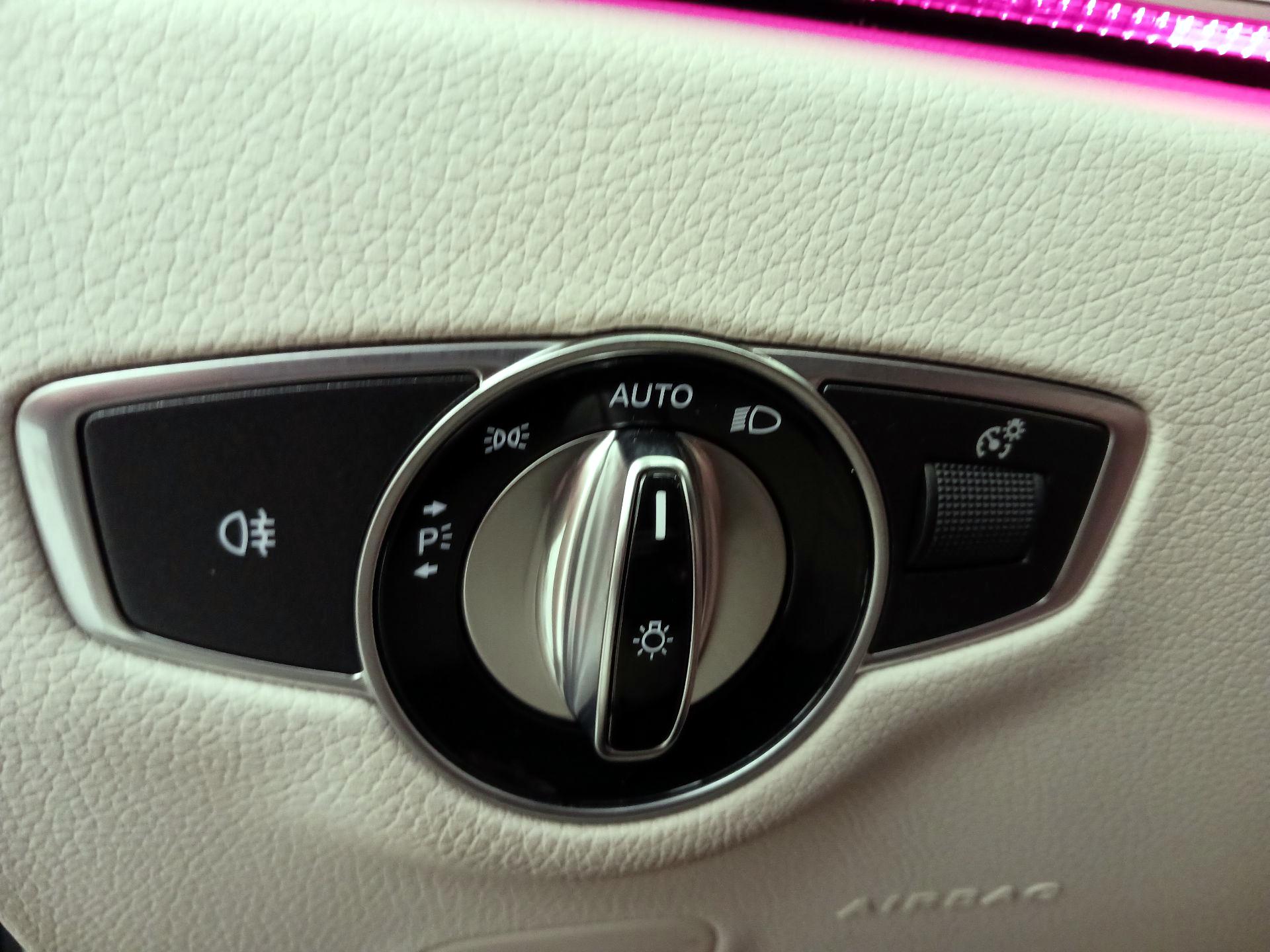 Thumbnail: 2017 Mercedes-Benz E-Class - 13