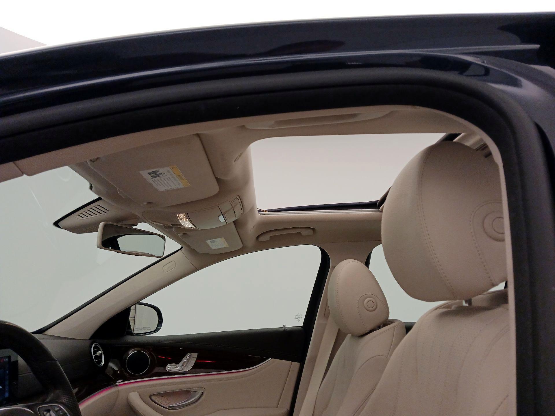 Thumbnail: 2017 Mercedes-Benz E-Class - 19