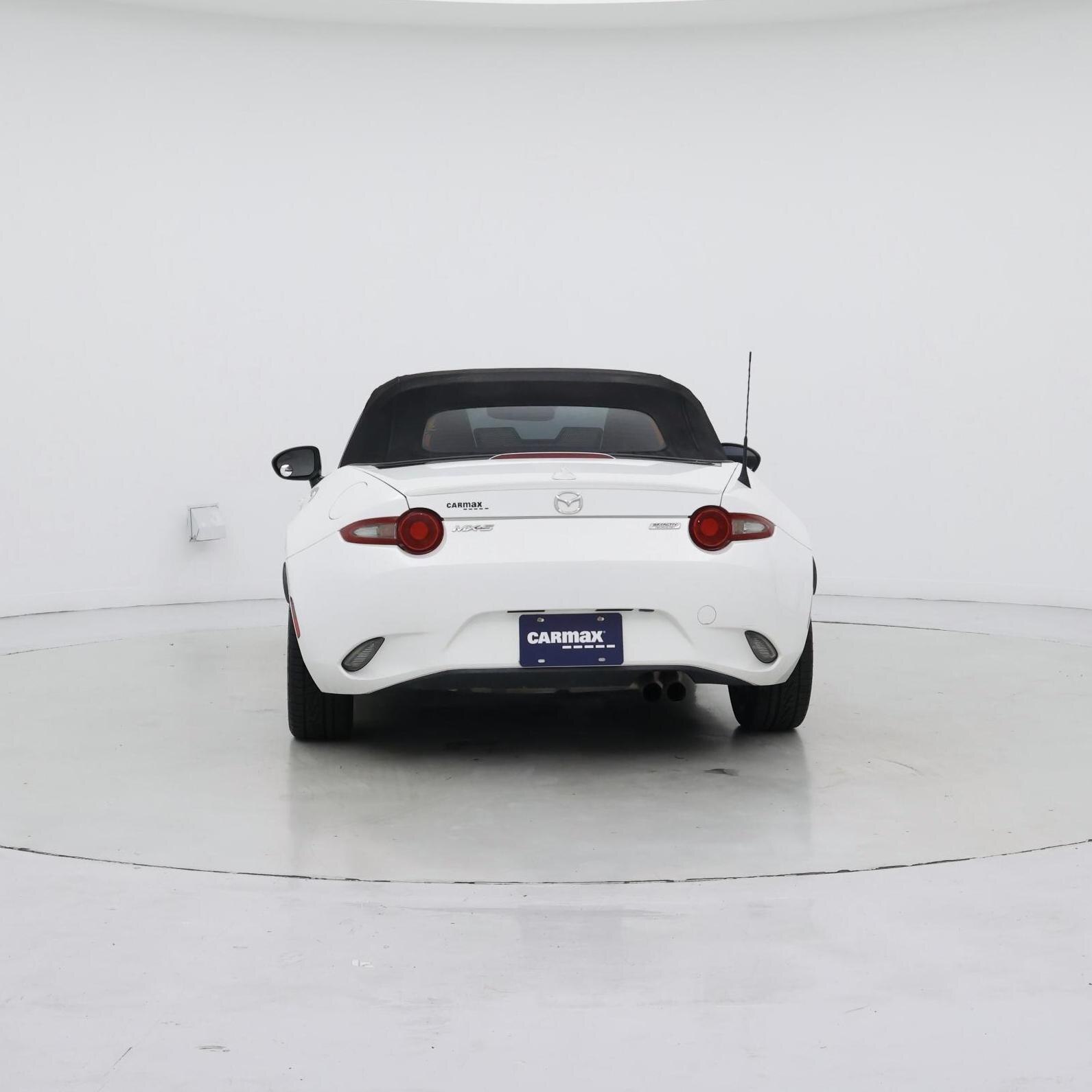 Thumbnail: 2016 Mazda MX-5 Miata - 6