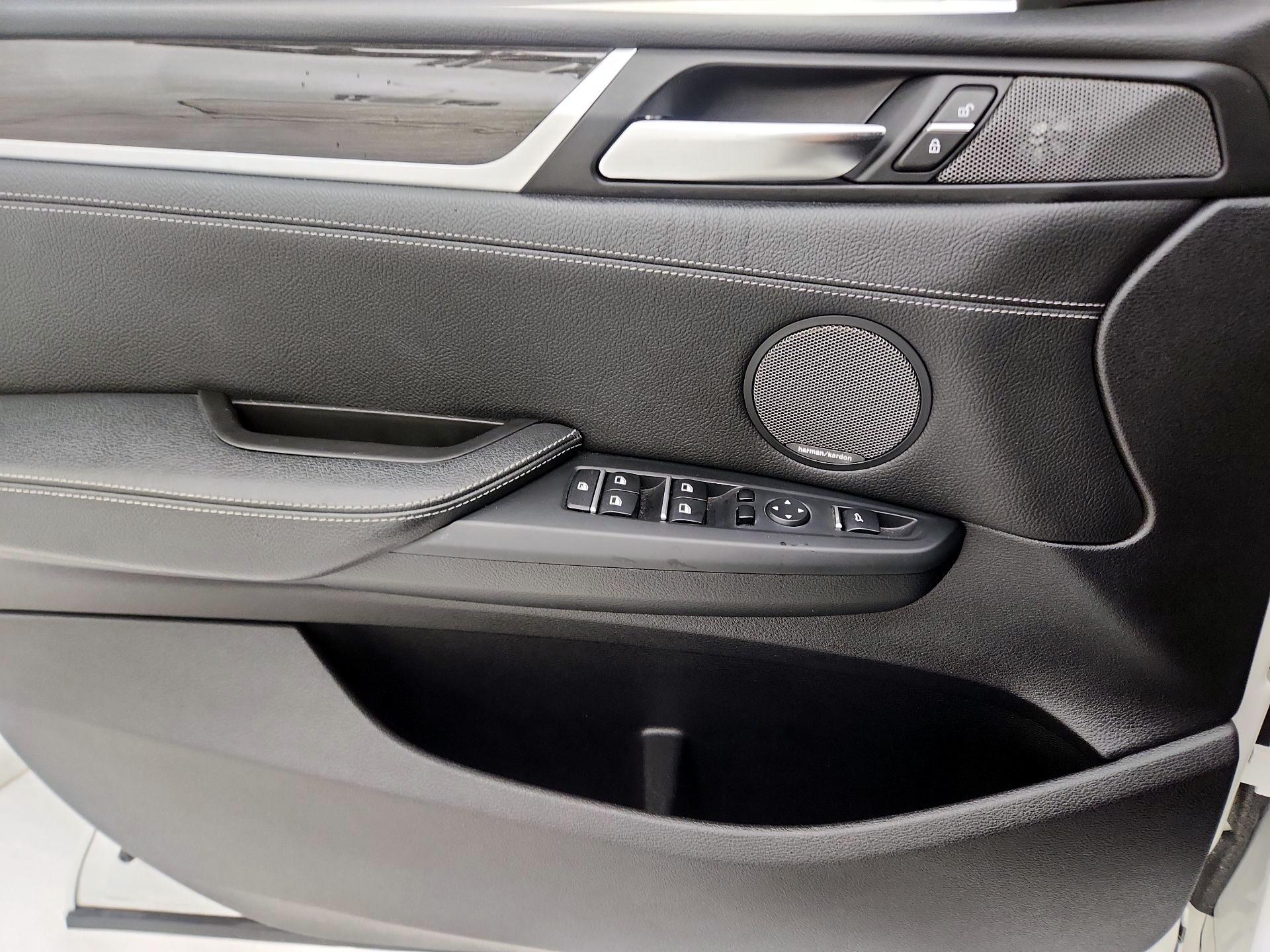 Thumbnail: 2016 BMW X3 - 12