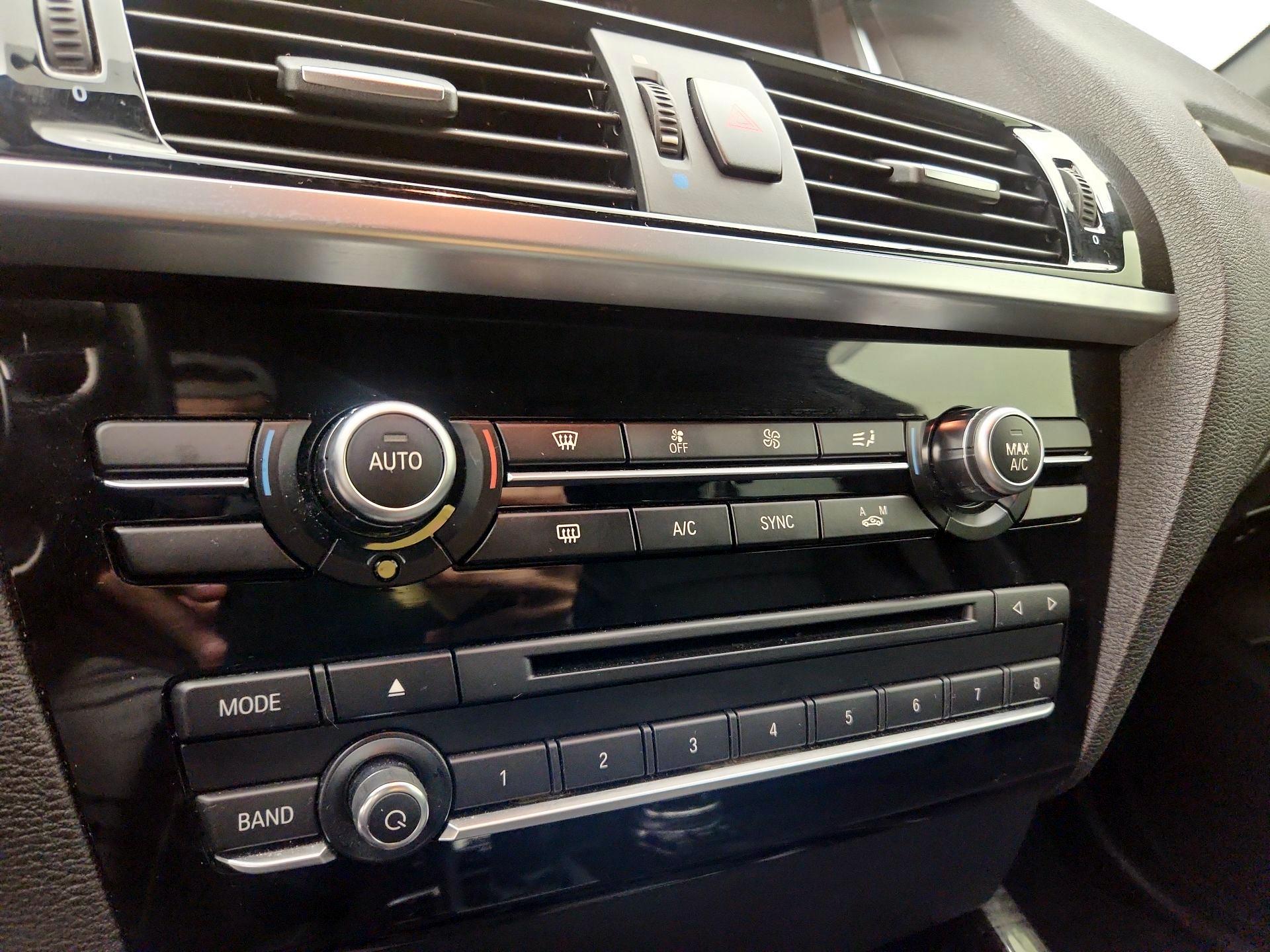 Thumbnail: 2016 BMW X3 - 16