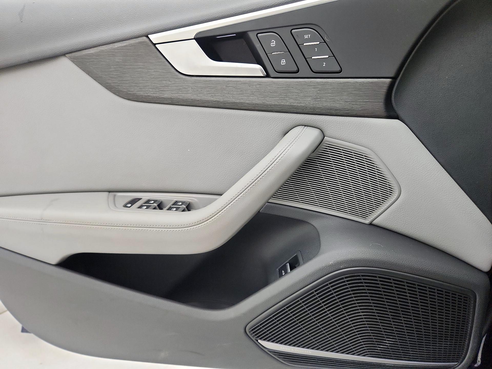 Thumbnail: 2019 Audi A4 - 12