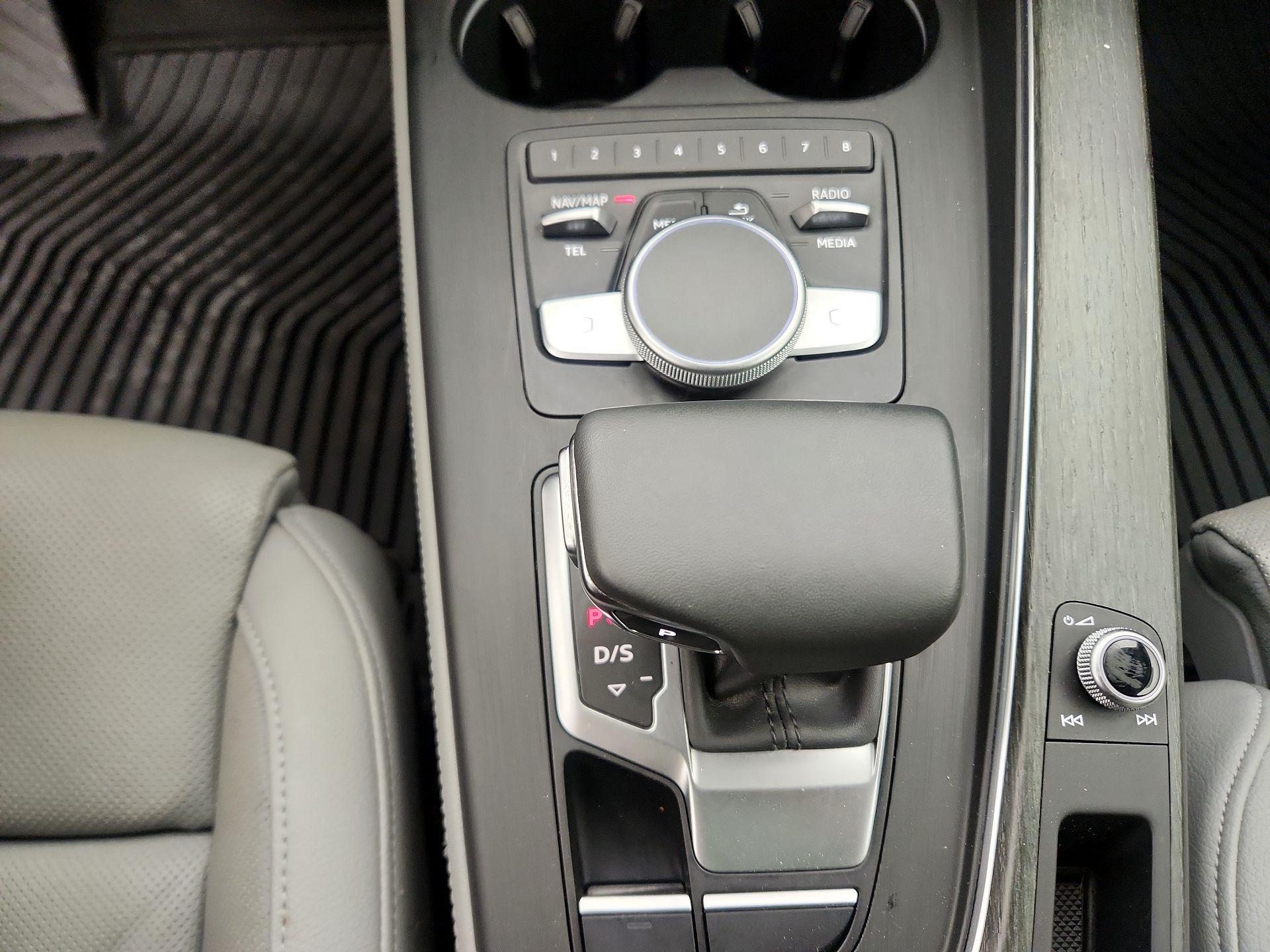 Thumbnail: 2019 Audi A4 - 17