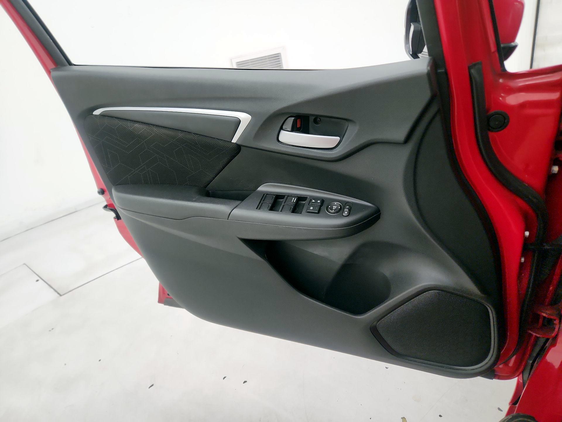 Thumbnail: 2015 Honda Fit - 12