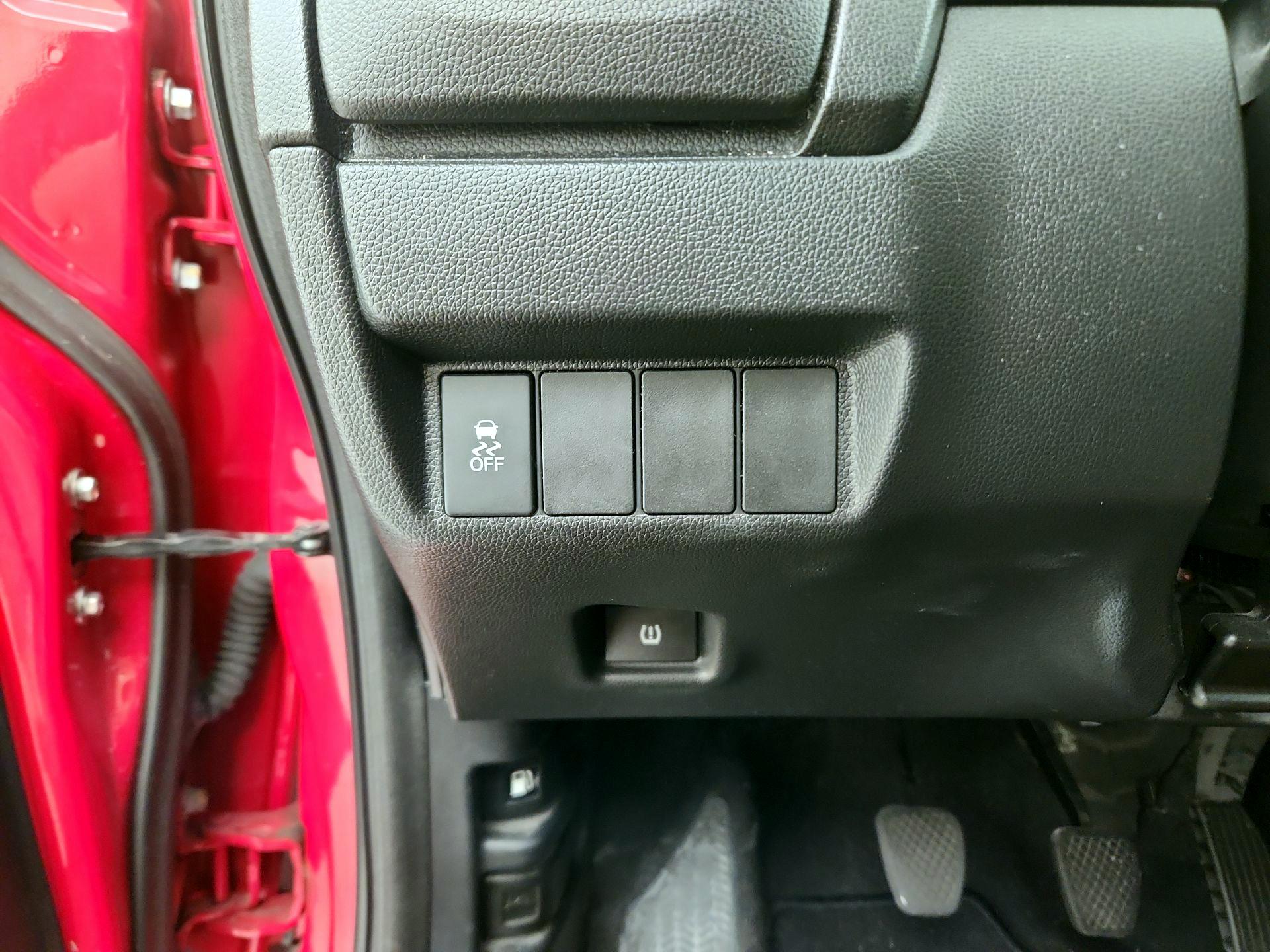 Thumbnail: 2015 Honda Fit - 13