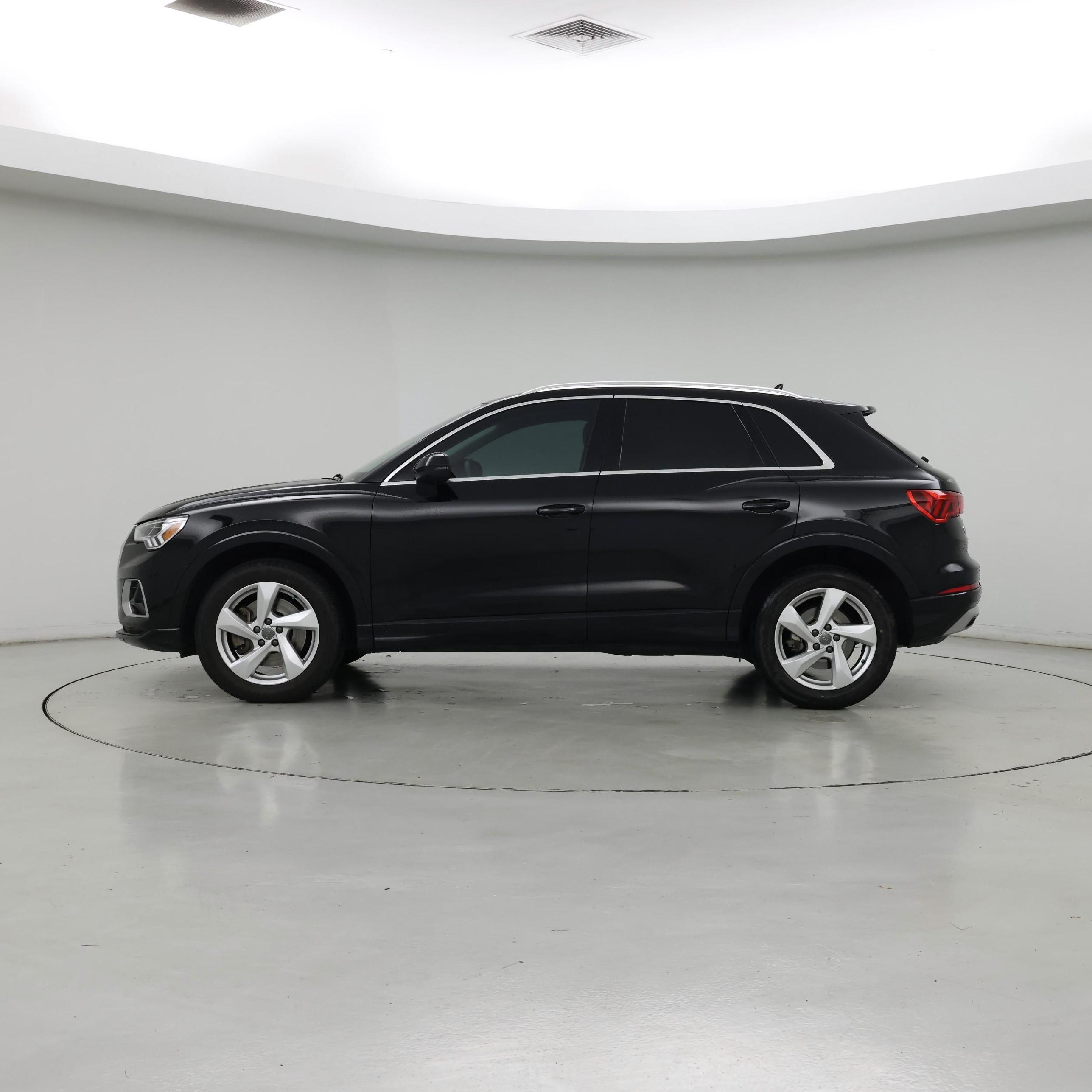 Thumbnail: 2019 Audi Q3 - 3