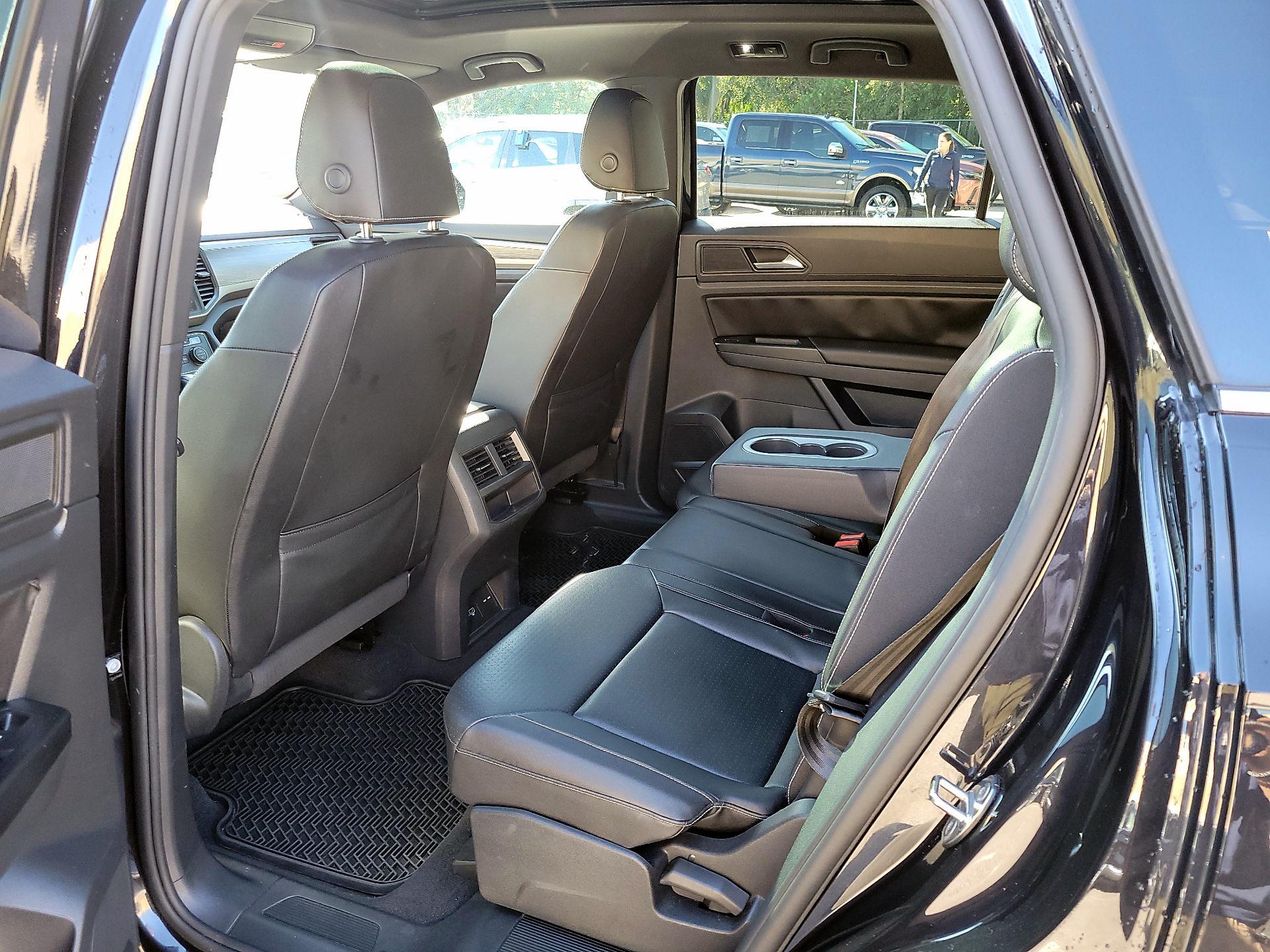 Thumbnail: 2020 Volkswagen Atlas - 18