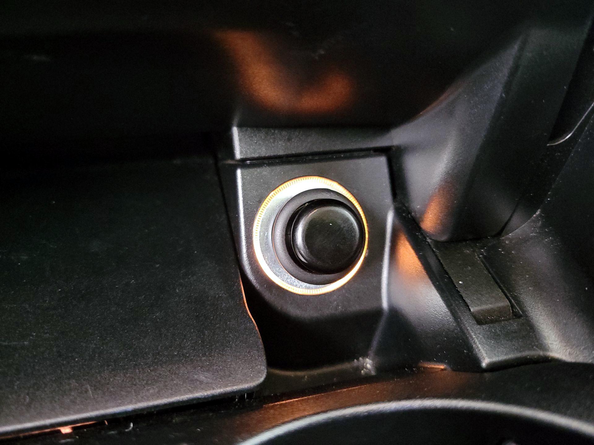 Thumbnail: 2018 Mercedes-Benz GLC - 18