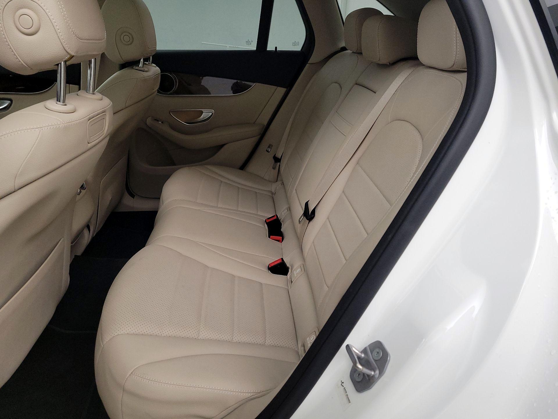 Thumbnail: 2018 Mercedes-Benz GLC - 20